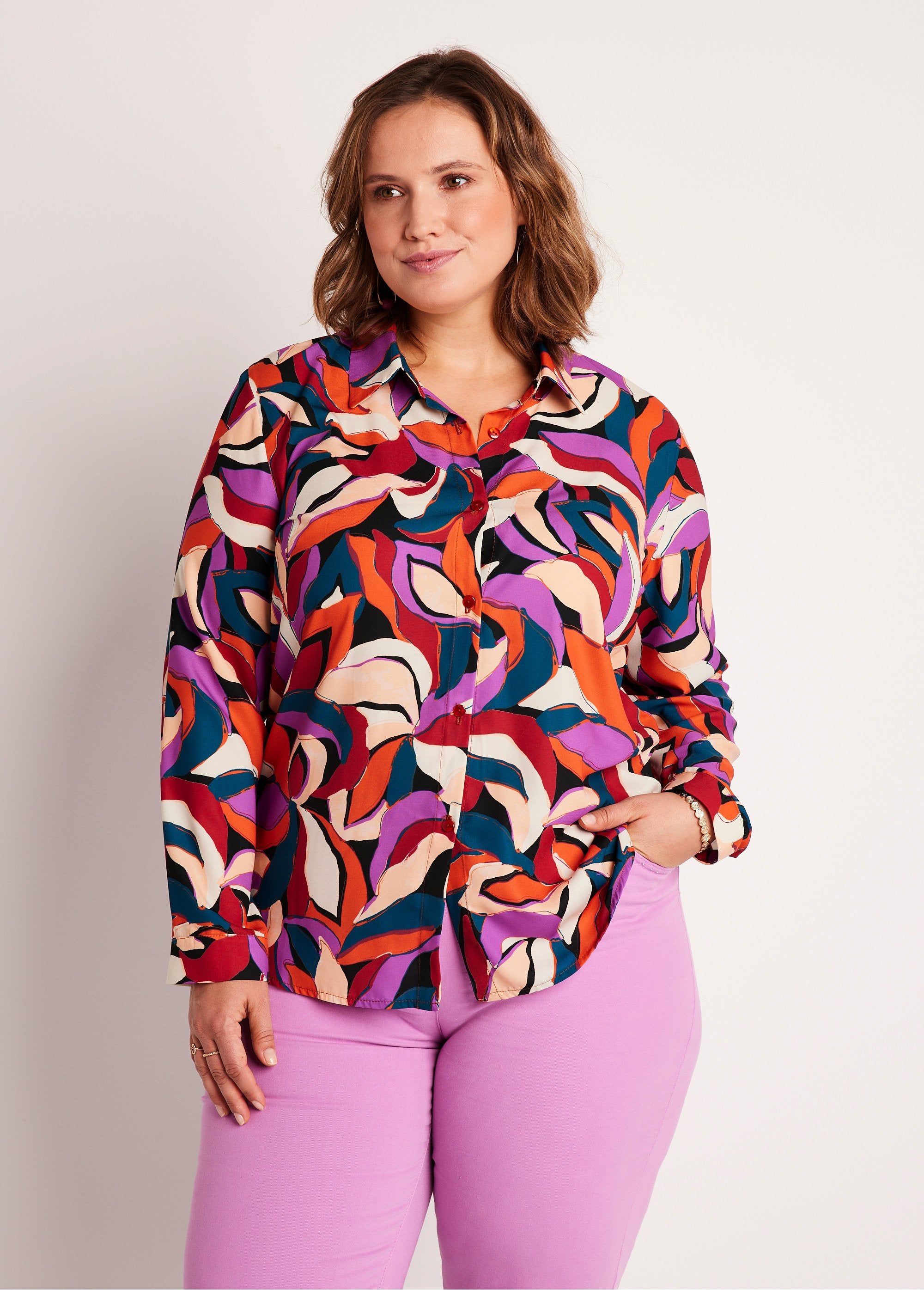 Blusa_manga_longa_estampa_folha_Laranja_e_roxo_FA1_curvy