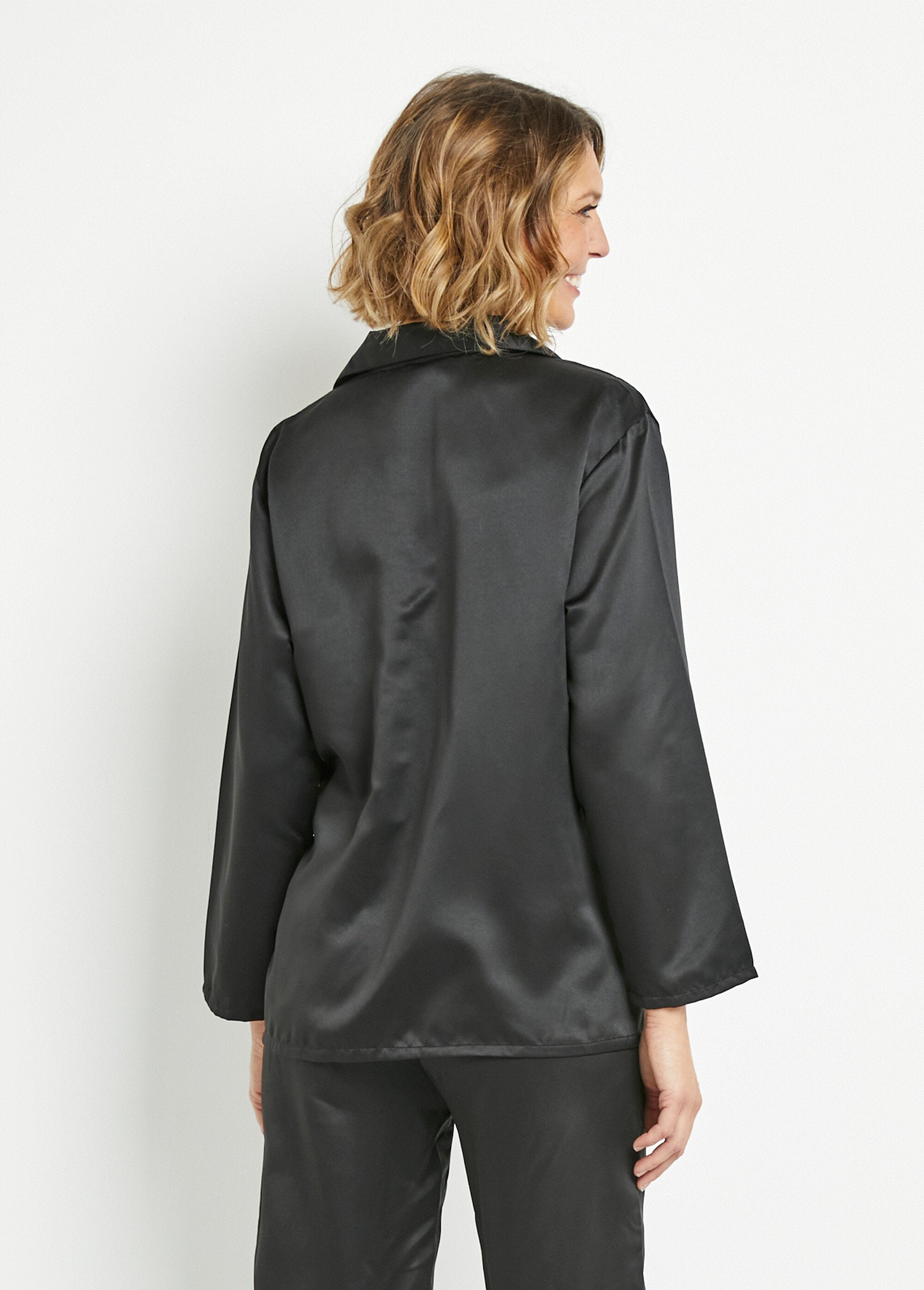 Jaqueta_de_pijama_de_cetim_chique_Noir_DO1_slim
