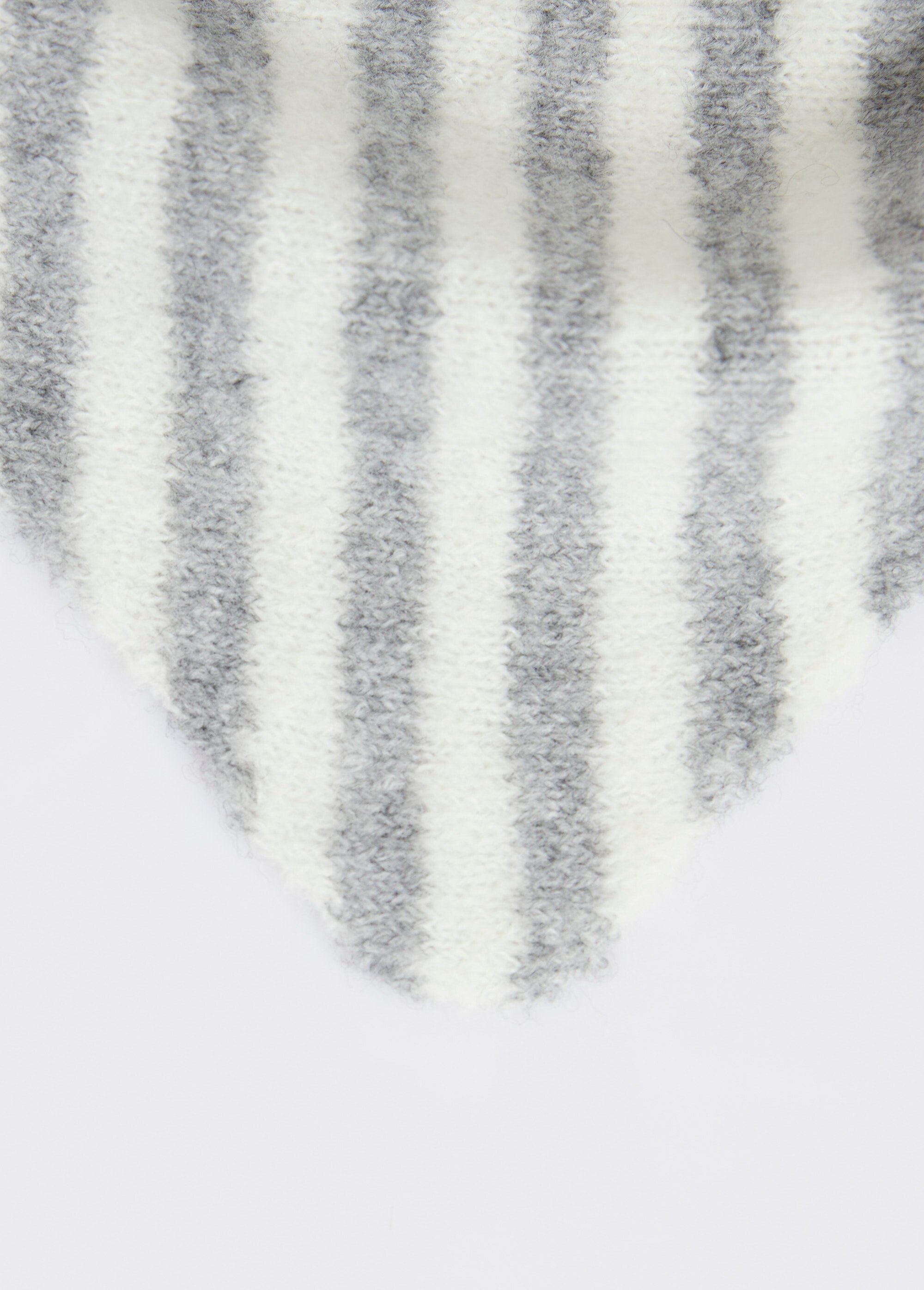 Echarpe_triangle_rayée,_avec_laine_Gris_DE1_slim