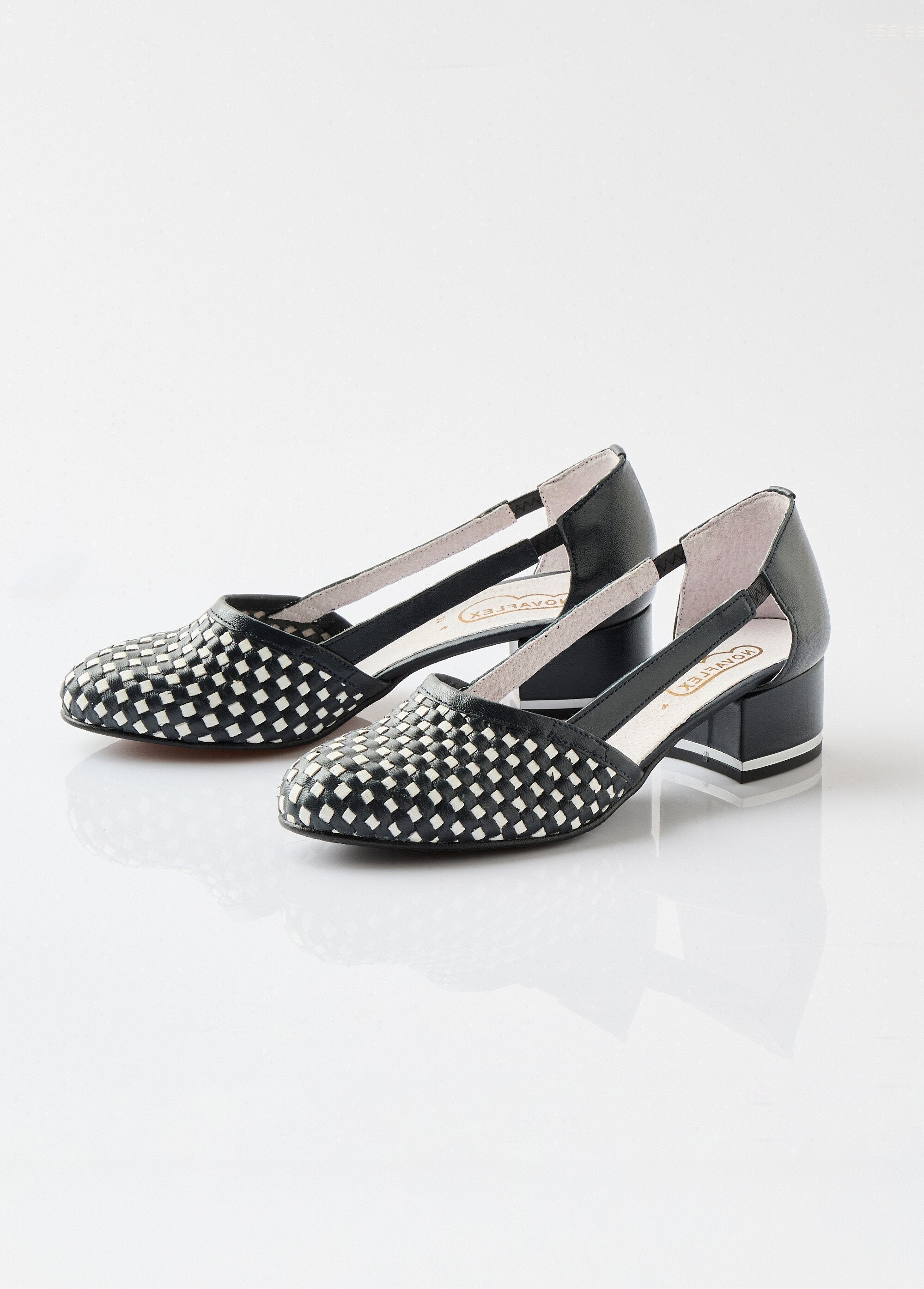 Bombas_de_salto_de_couro_Marinha_e_branco_DE1_slim