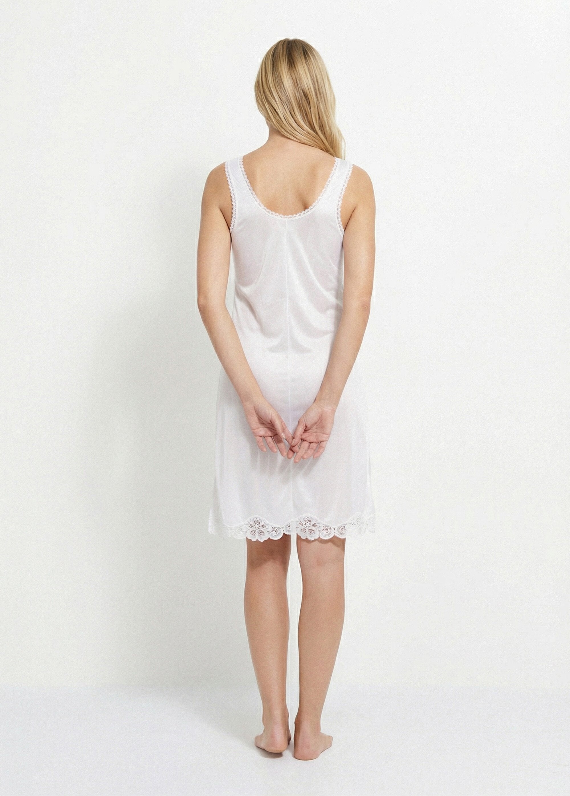 Vestido_deslizante_em_malha_de_cetim_100_cm_Madrepérola_DO1_slim