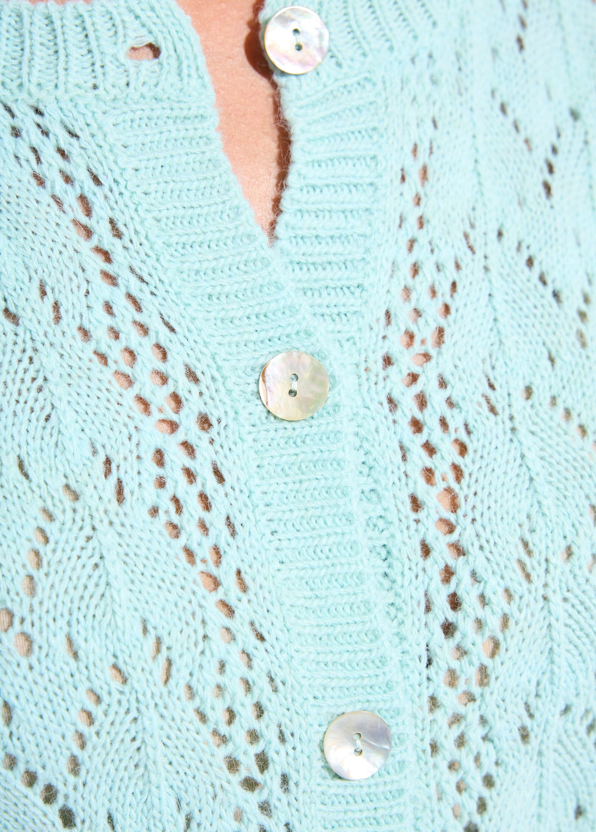 Cardigan_vazado_com_botões_de_lã_e_caxemira_Vert_DE3_slim
