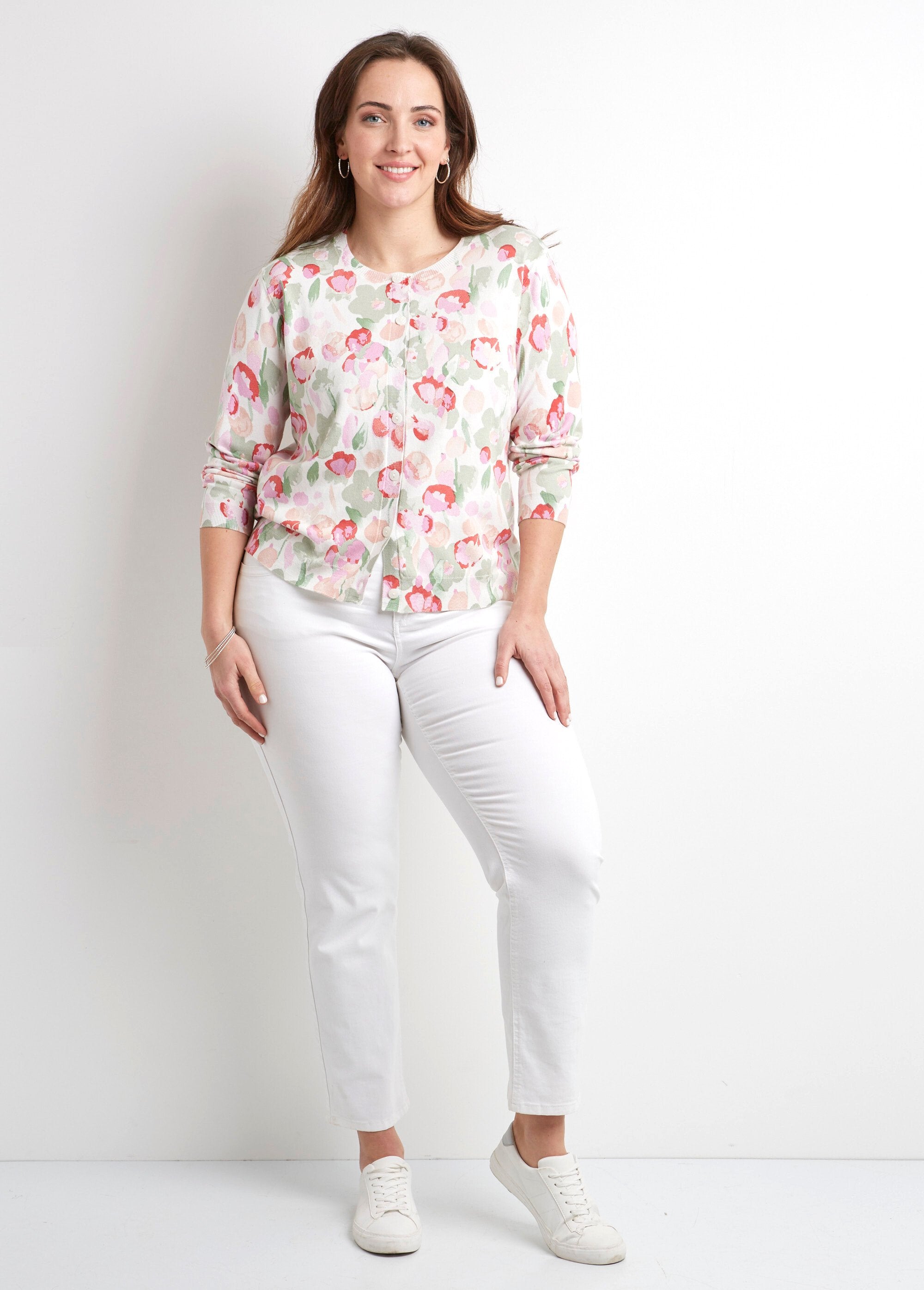 Colete_cardigan_macio_com_gola_redonda_e_botões_Vert_et_coquelicot_SF1_curvy