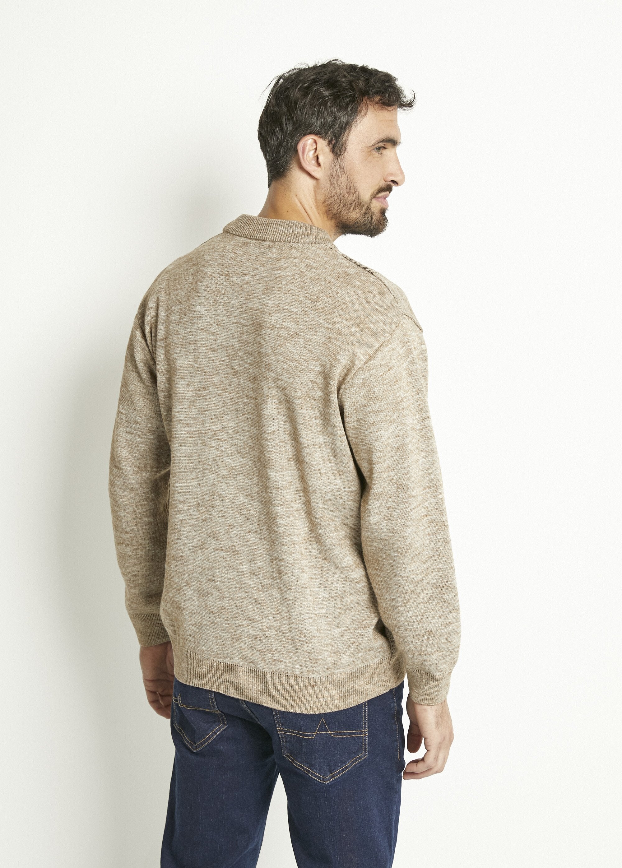 Cardigan_de_lã_com_decote_em_V_e_botões_de_manga_comprida_Chine_beige_DO1_slim