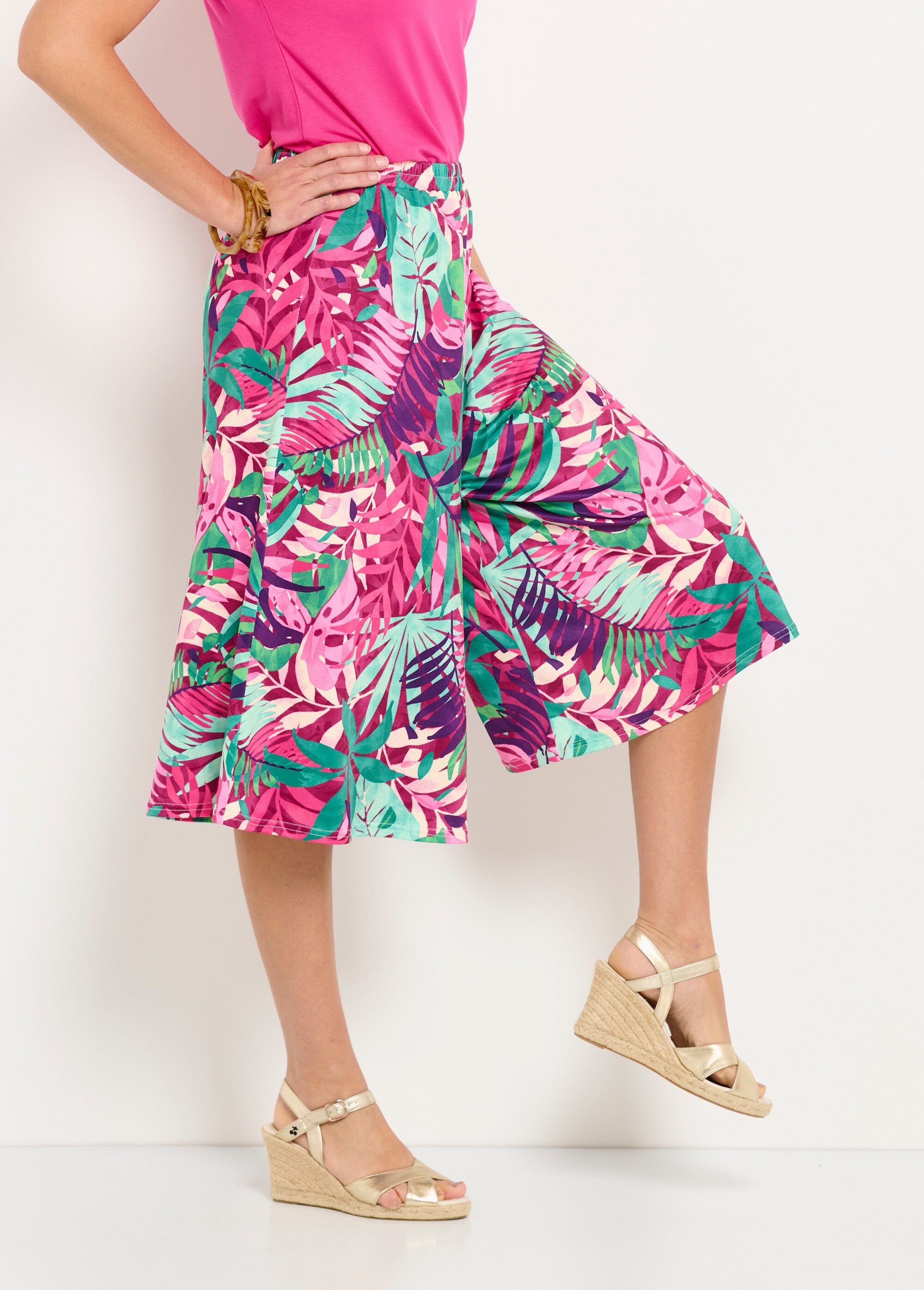 Calças_pantalonas_com_cós_elástico_e_estampa_tropical_Multicolore_DR1_slim