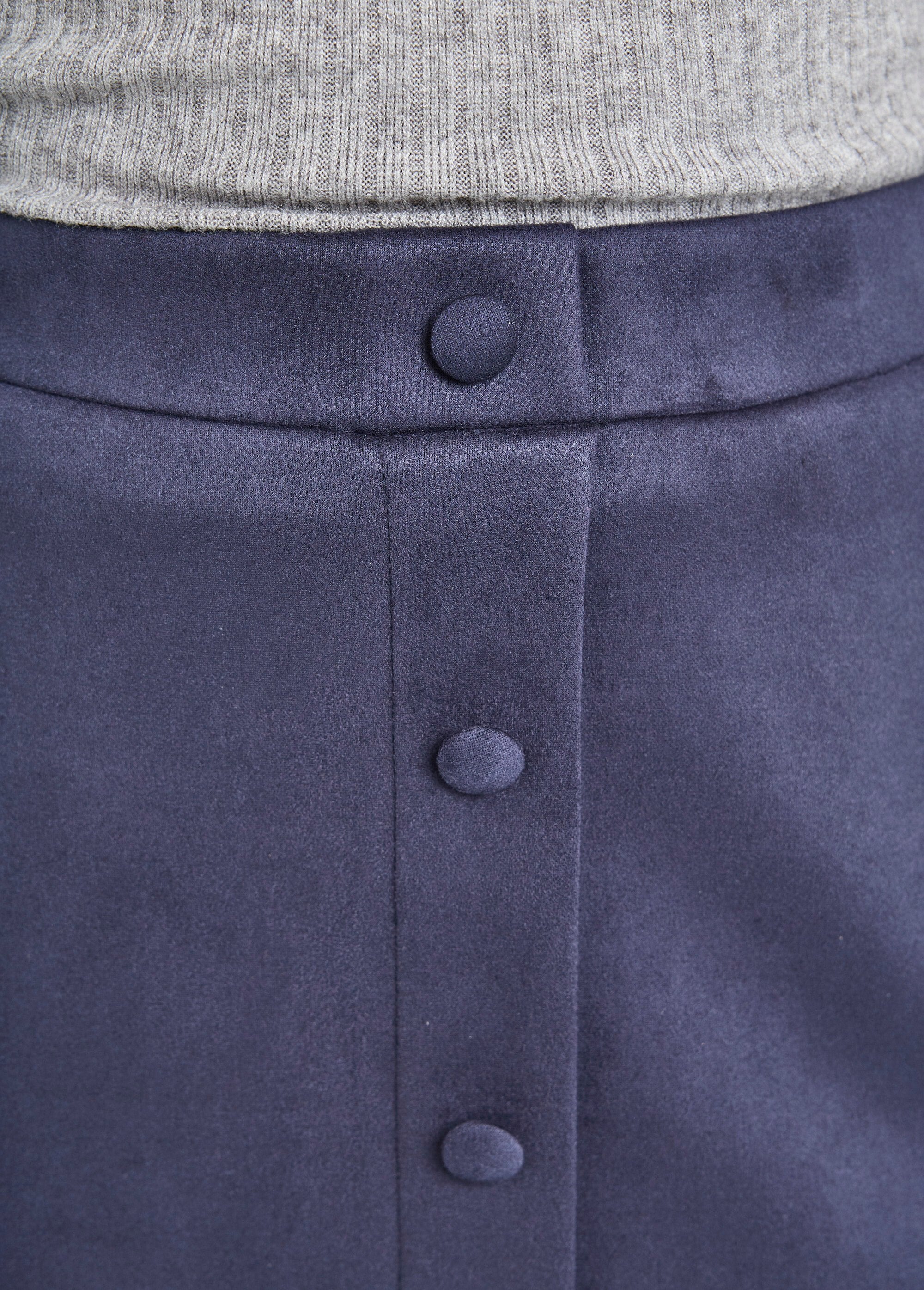 Jupe_droite_courte_tissu_suédé_effet_boutonné_Marine_DE1_slim