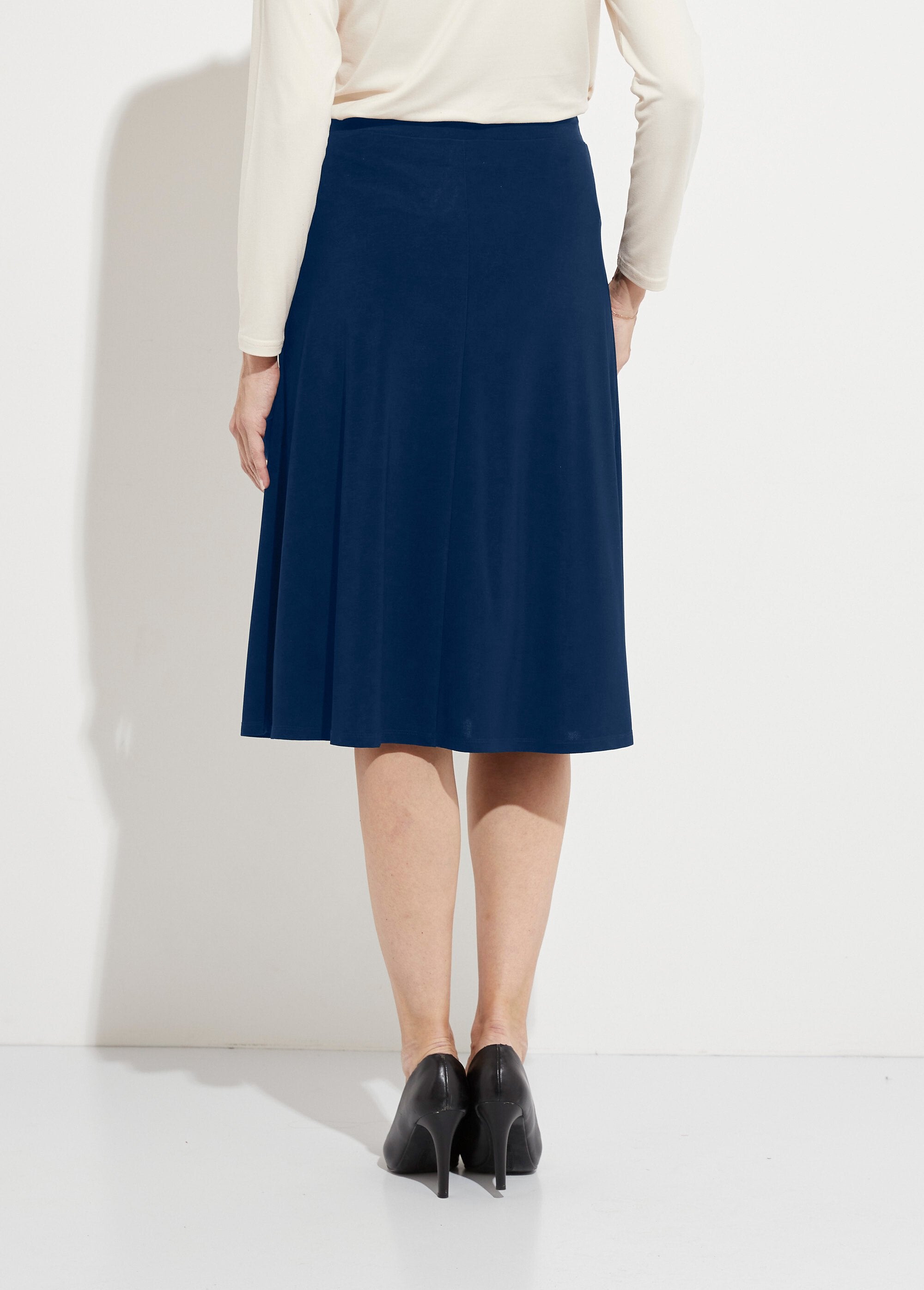 Saia_midi_flare_em_malha_lisa_com_ponte_Marine_DO1_slim