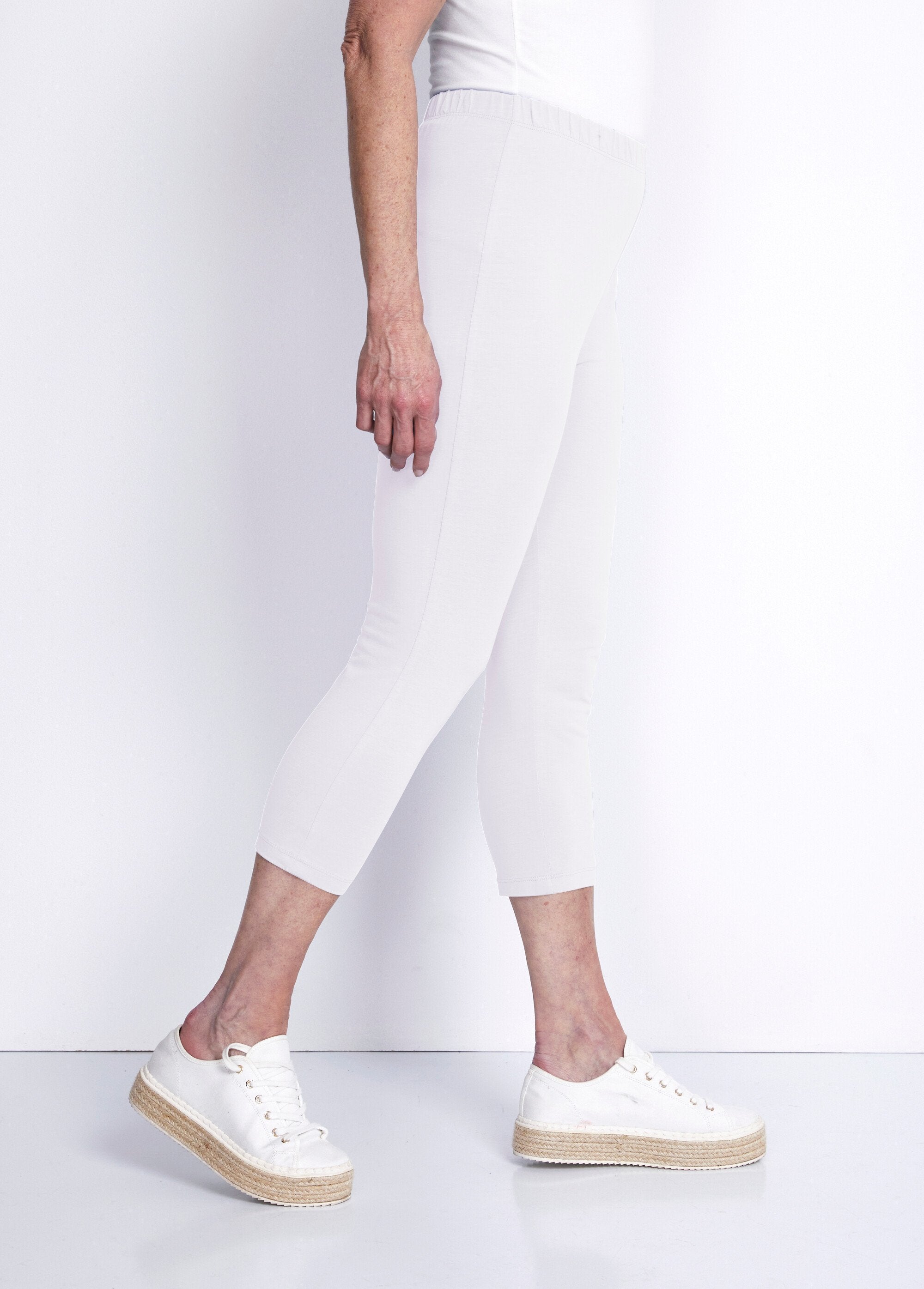 Leggings_curtas_de_algodão_lisas_ou_estampadas_BRANCO_DR1_slim