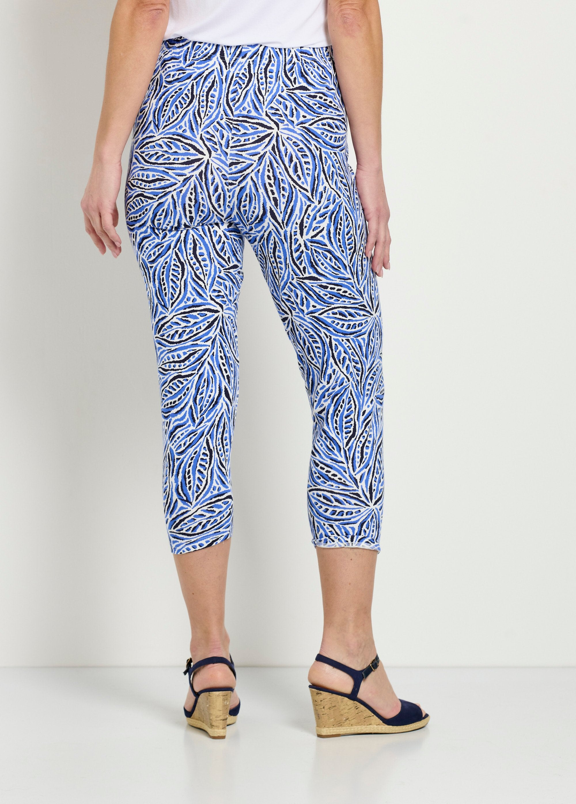 Leggings_curtas_de_algodão_com_cintura_elástica_Imprime_bleu_DO1_slim