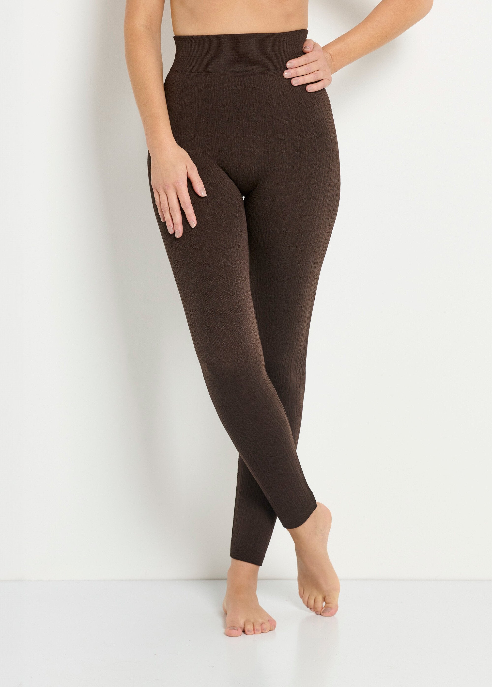 Leggings_femininas_Infinitive_Twisted_Thermo_Fleece._Marron_FA2_slim