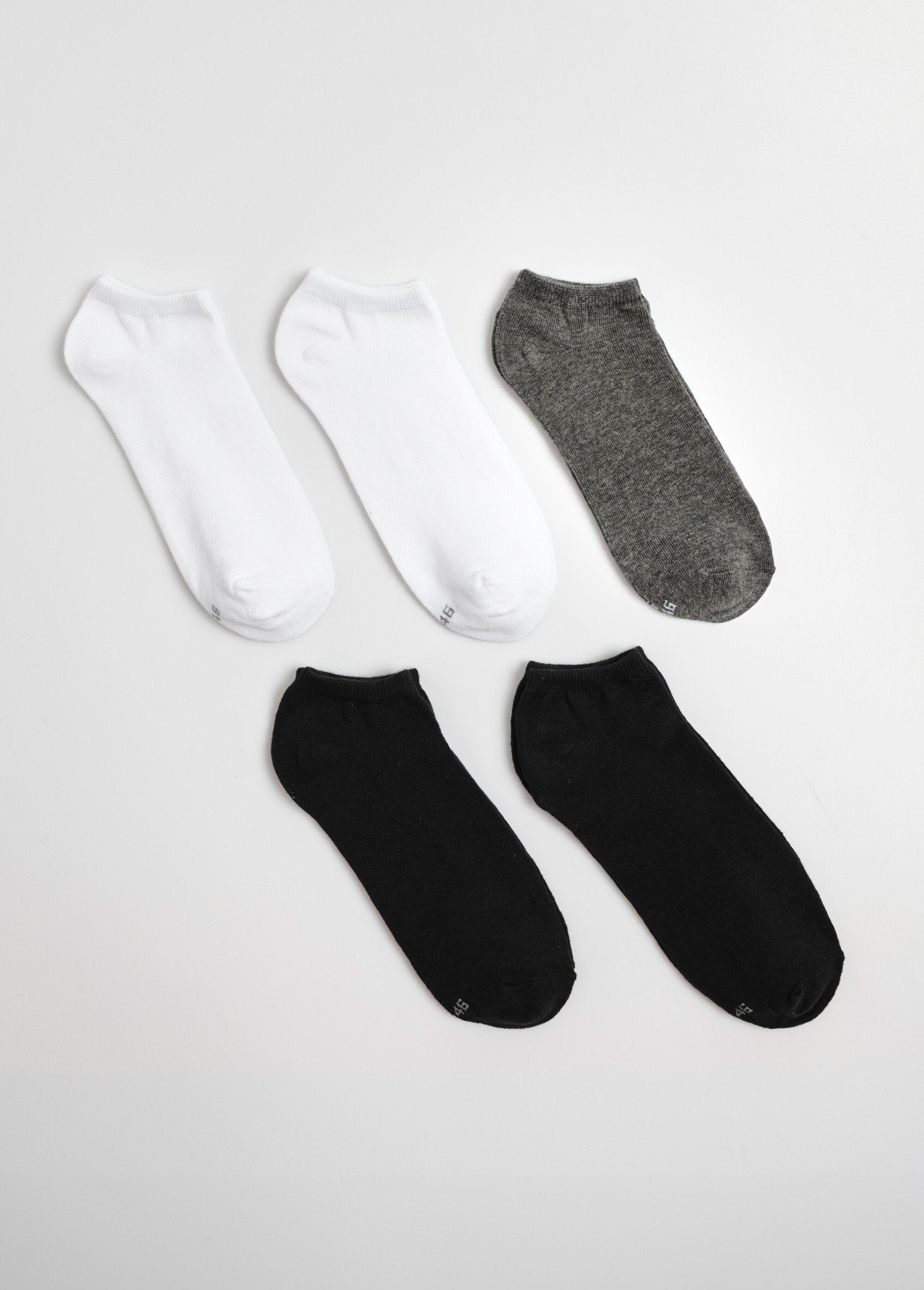 Pacote_com_5_meias,_cores_sortidas_Blanc_et_gris_et_noir_DE1_slim
