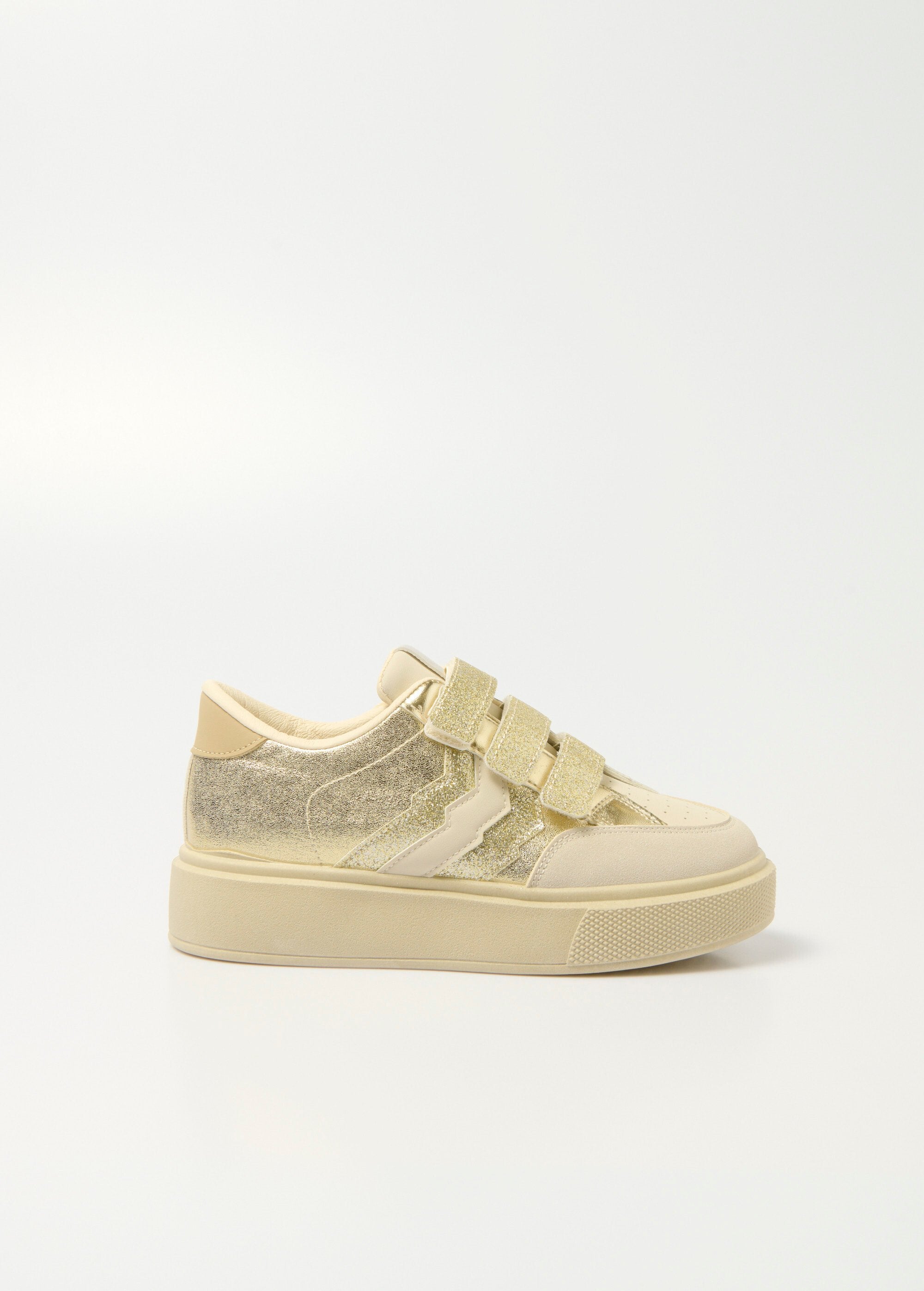 Tênis_com_velcro_e_sola_grossa_Dore_DR1_slim