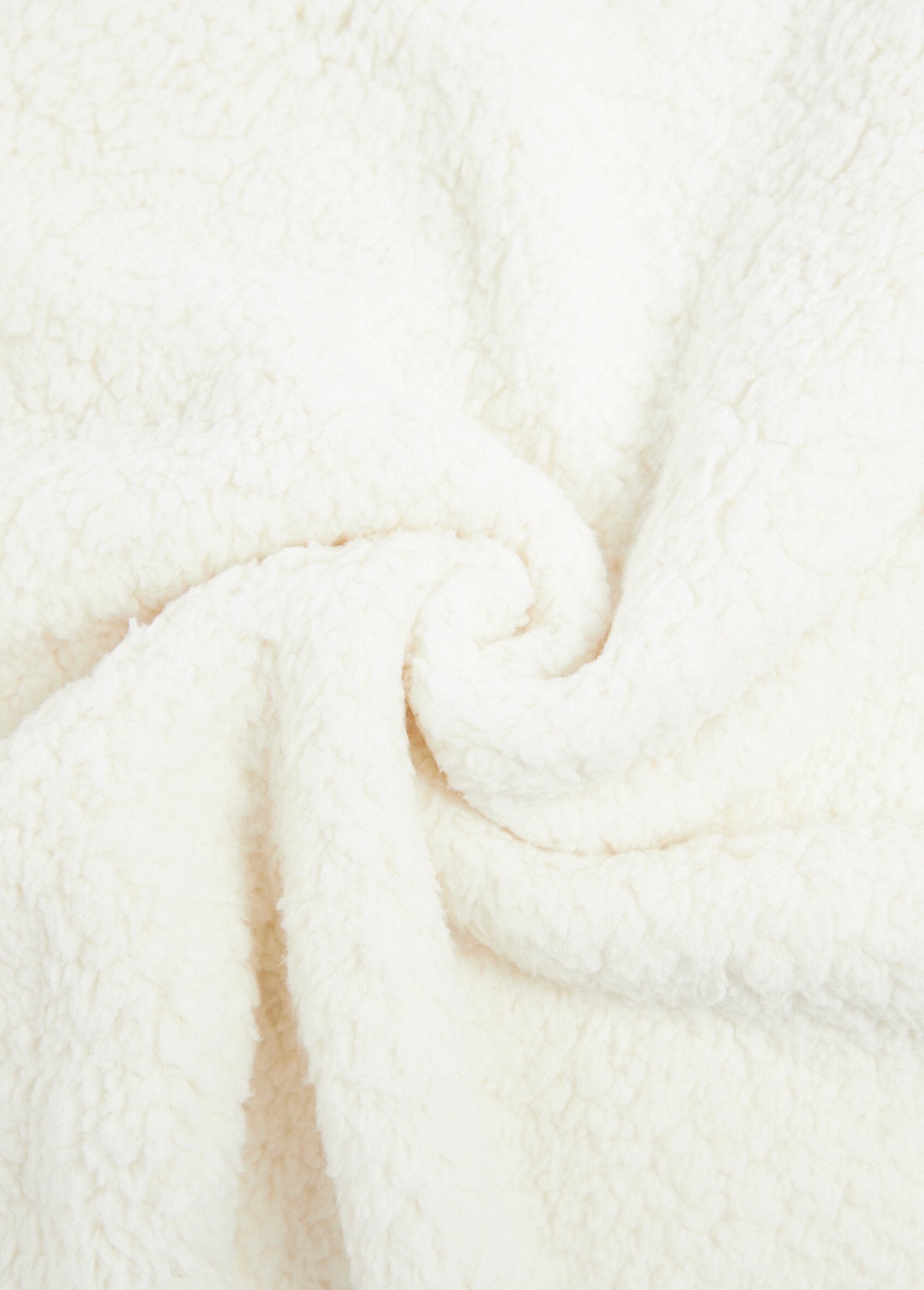 Cupom_de_desconto_para_tecido_com_aparência_de_lã_Sherpa_Naturel_FA1_slim