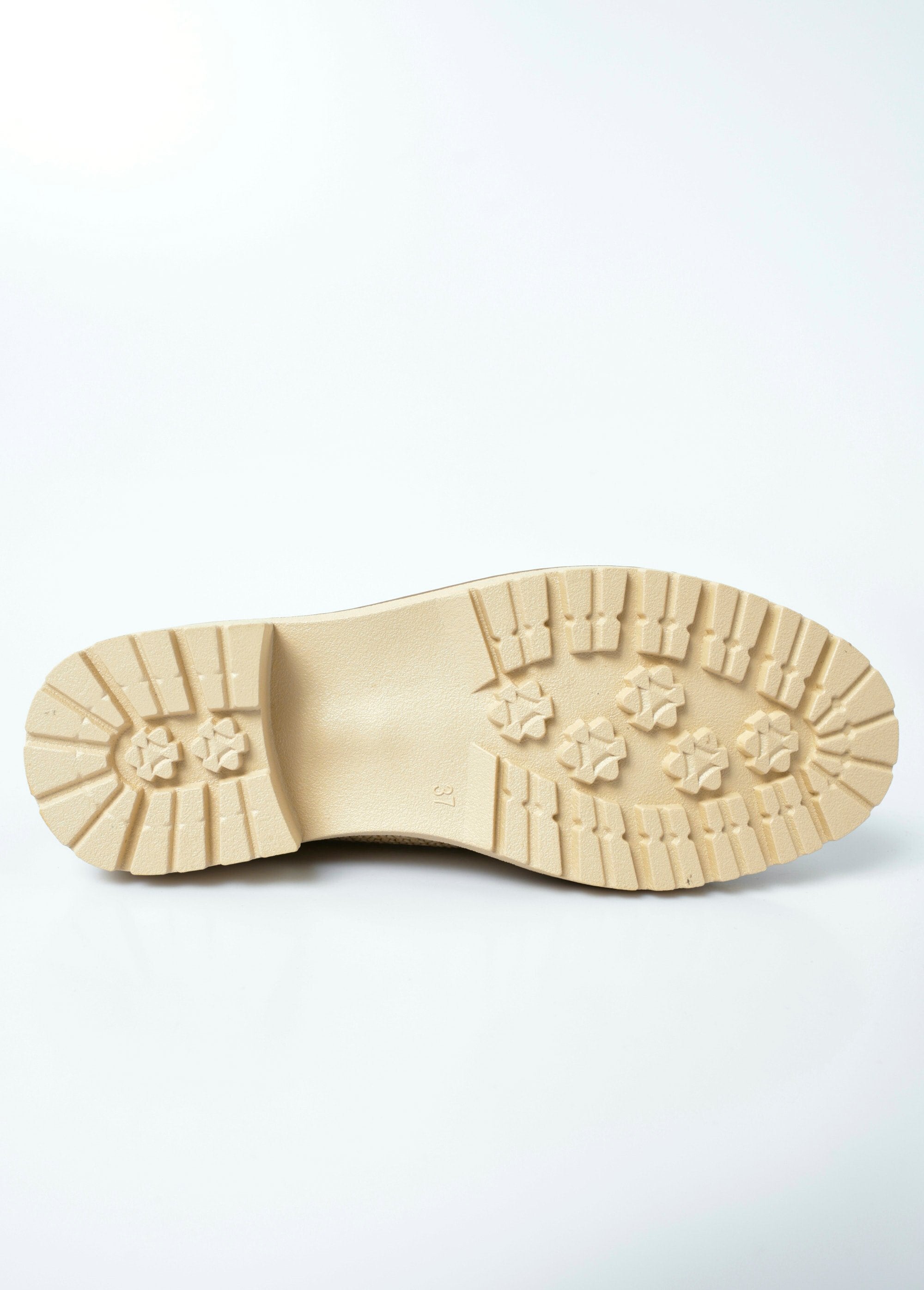 Mocassim_bimaterial_com_efeito_tecido_e_camurça_Beige_UN1_slim
