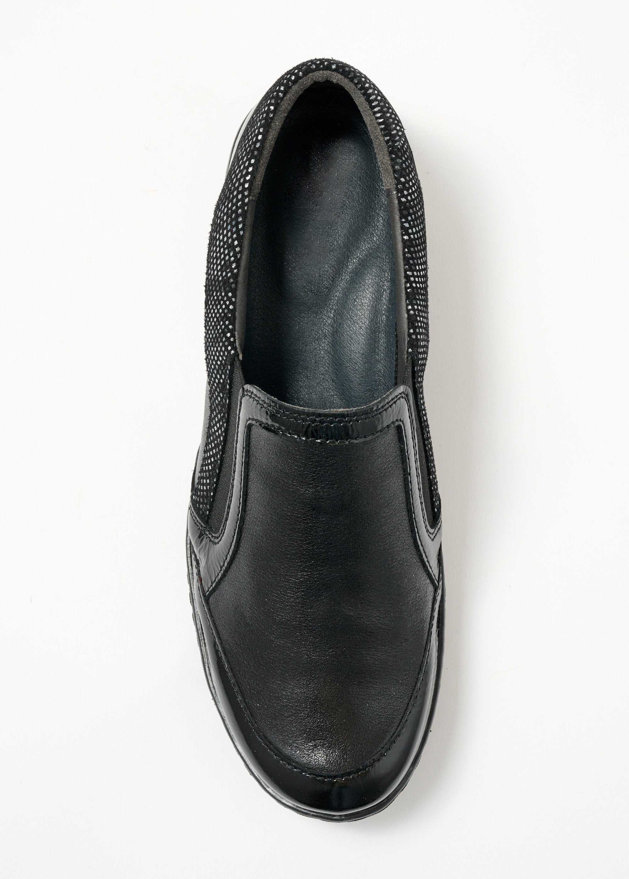 Mocassins_de_couro_de_largura_larga_com_elástico_Noir_OV1_slim