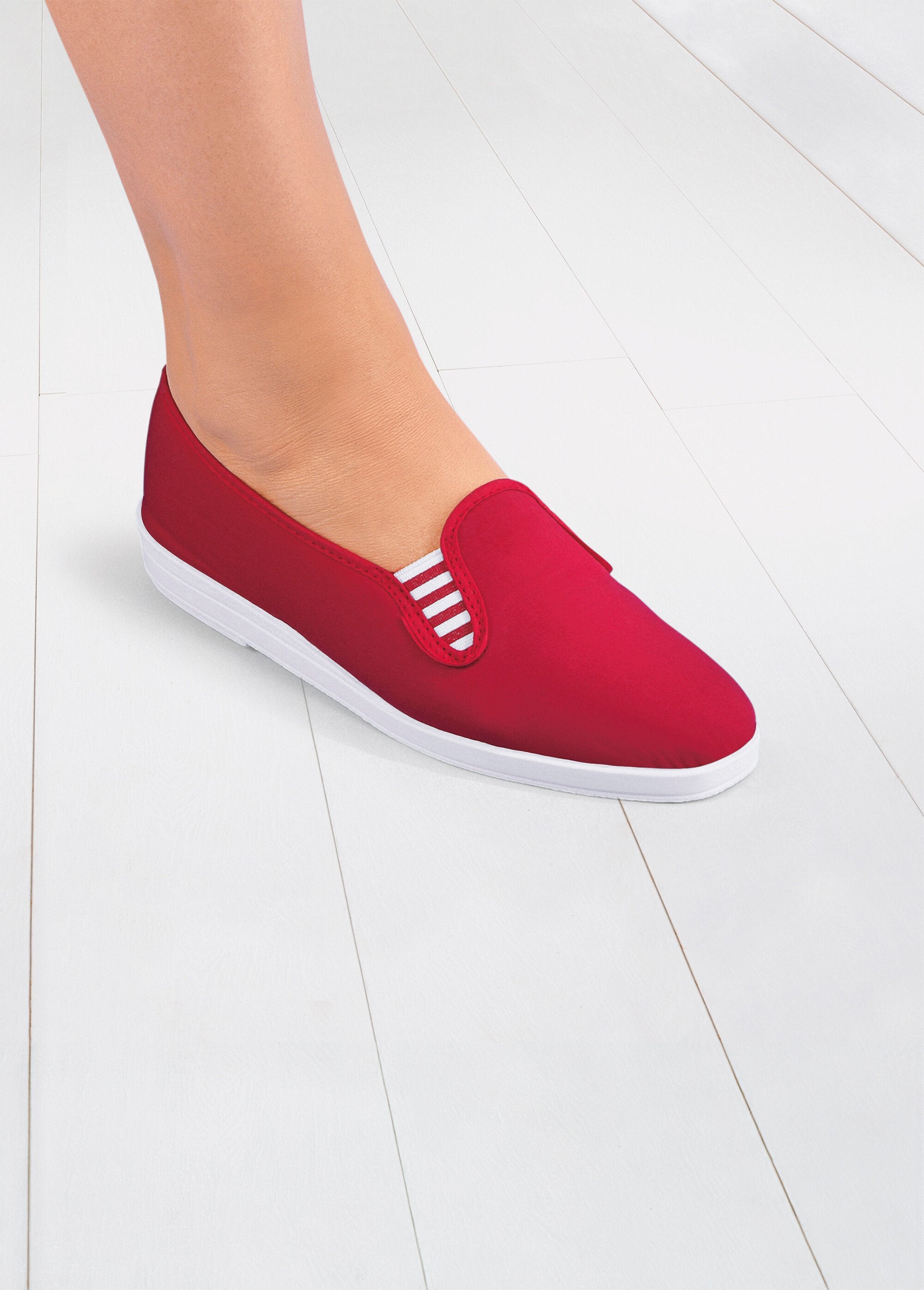 Mocassins_de_lona_com_largura_confortável_VERMELHO_SF1_slim