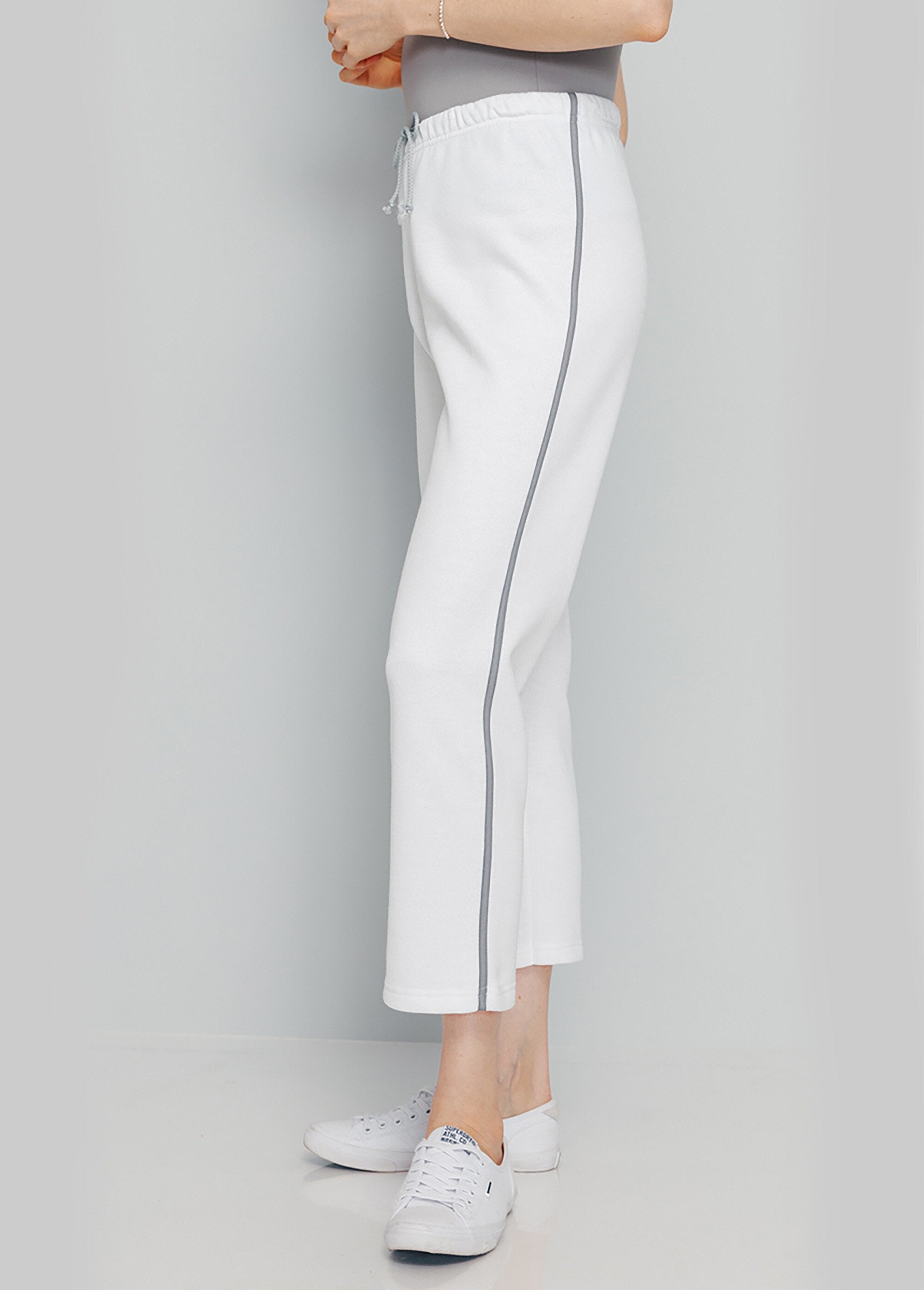 Calça_lounge_cropped_com_listras_laterais_BRANCO_DR1_slim