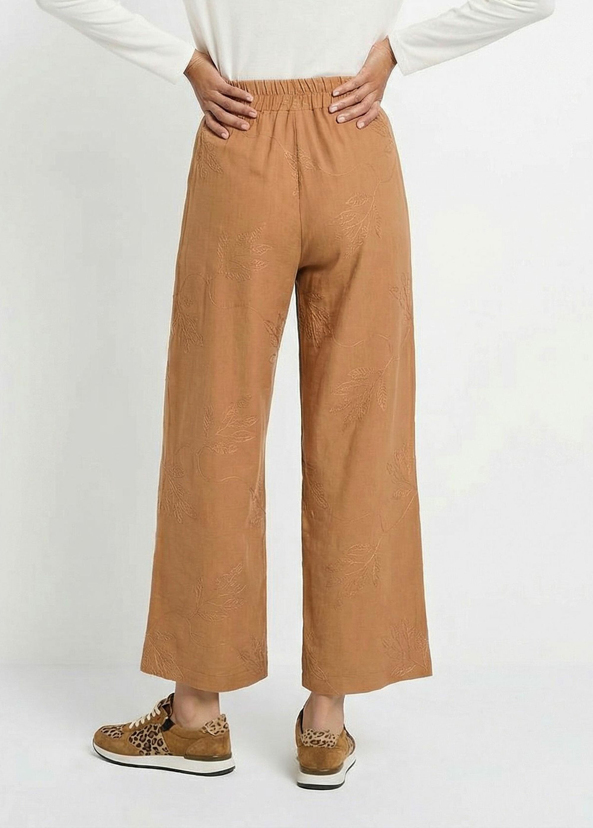 Pantalon_large_élastiqué_brodé_feuillage_Camel_DO1_slim