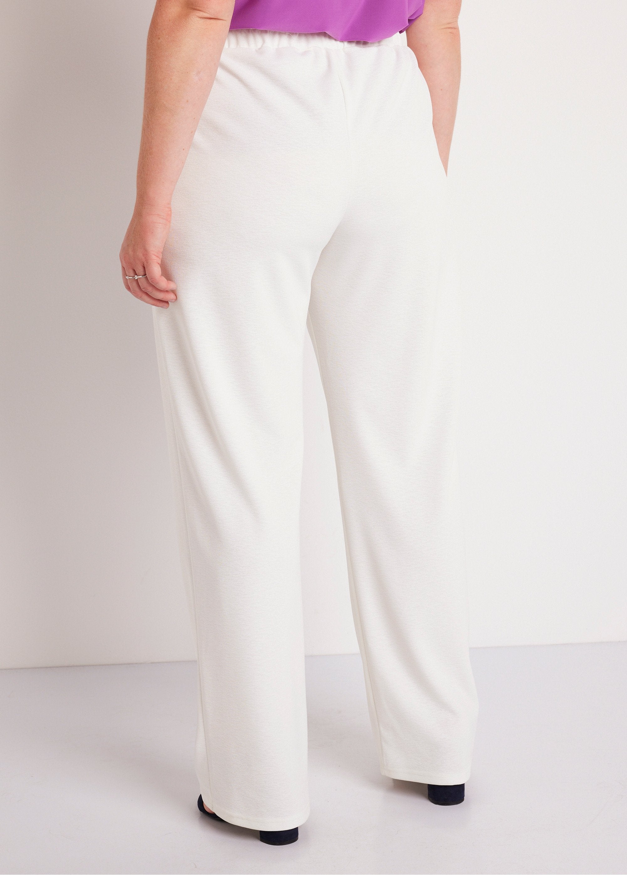 Calça_larga_lisa_com_cintura_semi_elástica_BRANCO_DO1_curvy