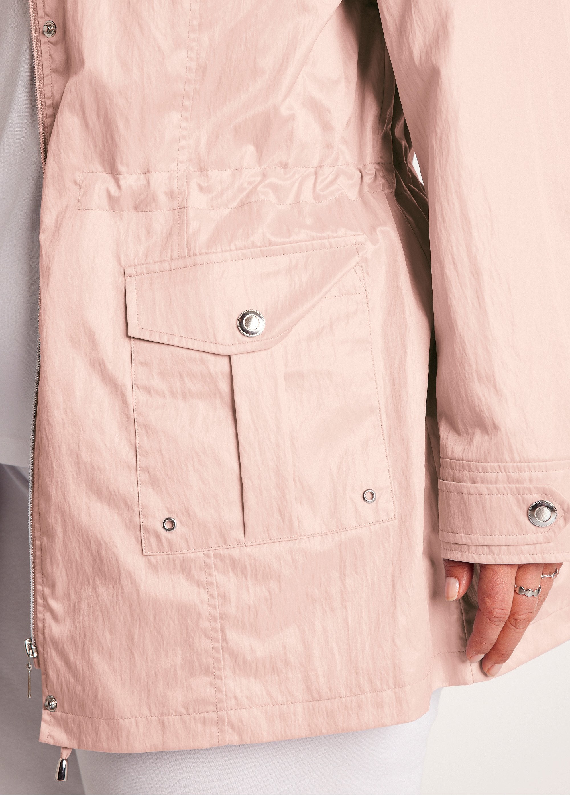 Parka_com_zíper_e_botões_de_pressão_Rosa_nu_DE2_curvy