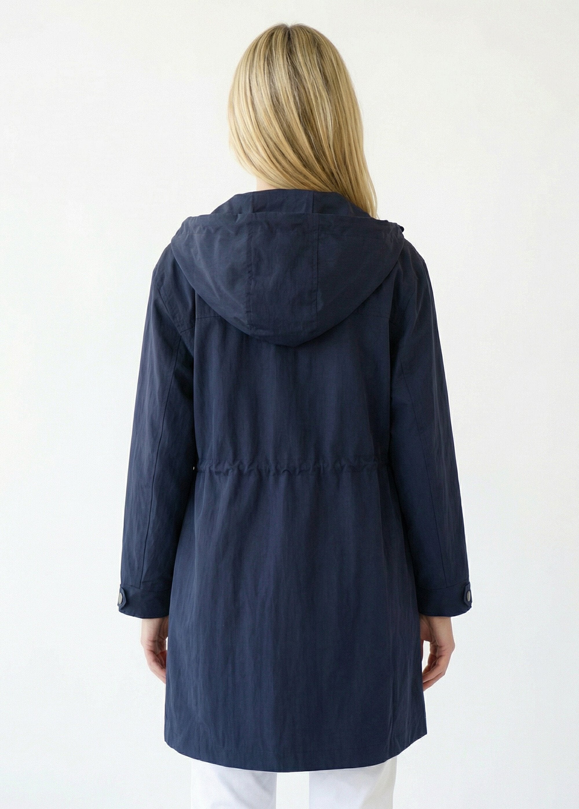 Parka_com_zíper_e_botões_de_pressão_e_capuz_repelente_à_água_Marine_DO1_slim