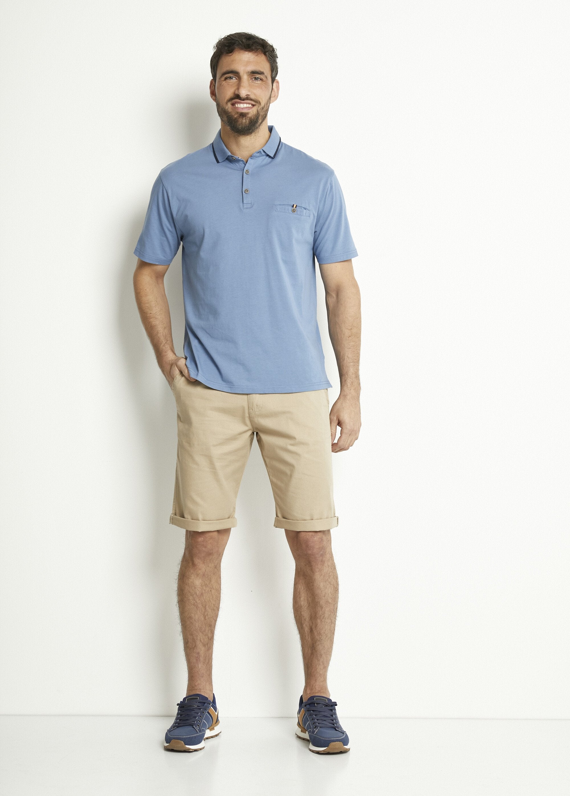 Camisa_polo_de_malha_lisa_com_gola_de_algodão_bicolor_Indigo_SF1_slim