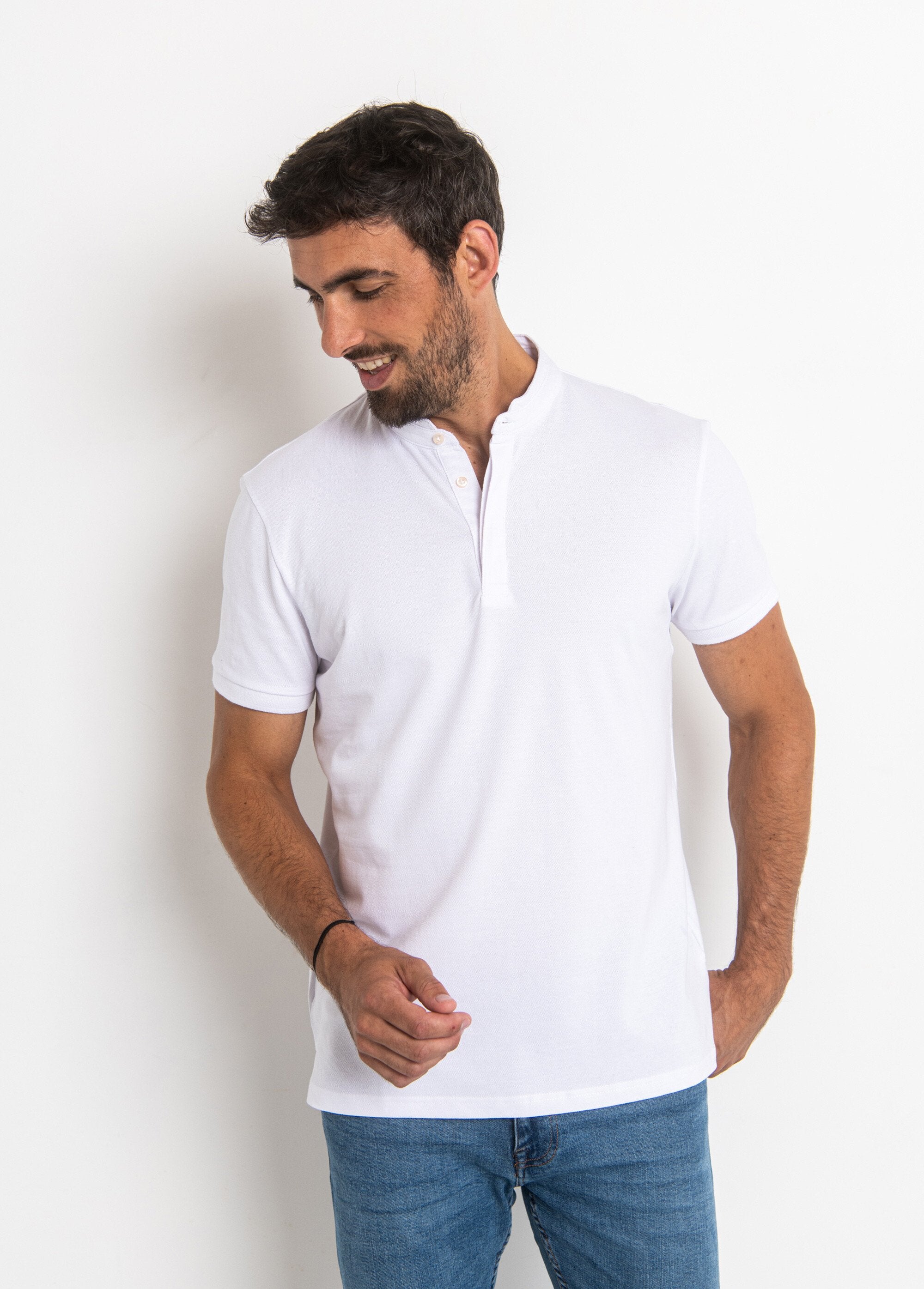 Camisa_polo_manga_curta_com_gola_mandarim_Blanc_FA1_slim