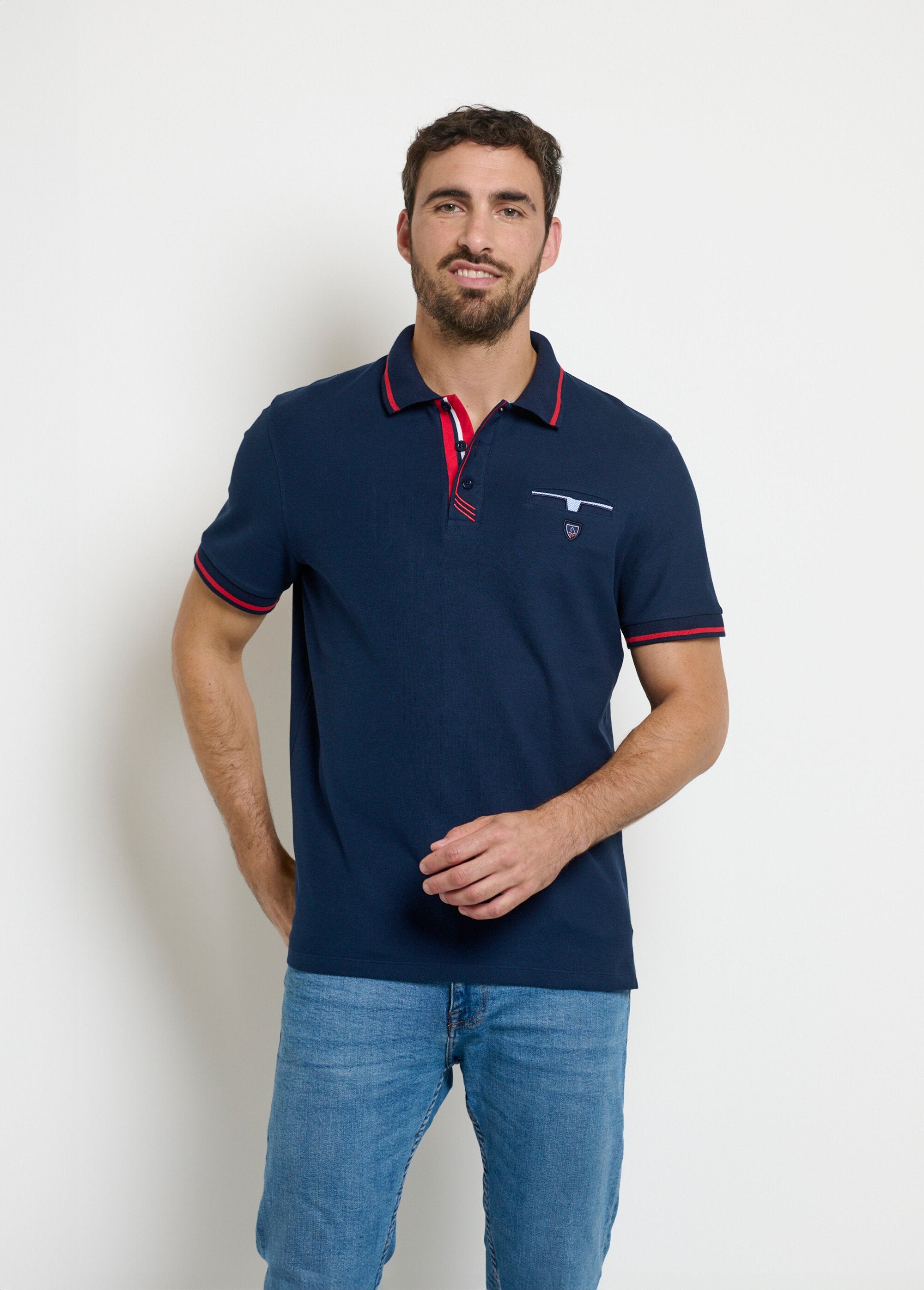 Camisa_polo_de_manga_curta_com_detalhes_contrastantes_Marine_FA1_slim