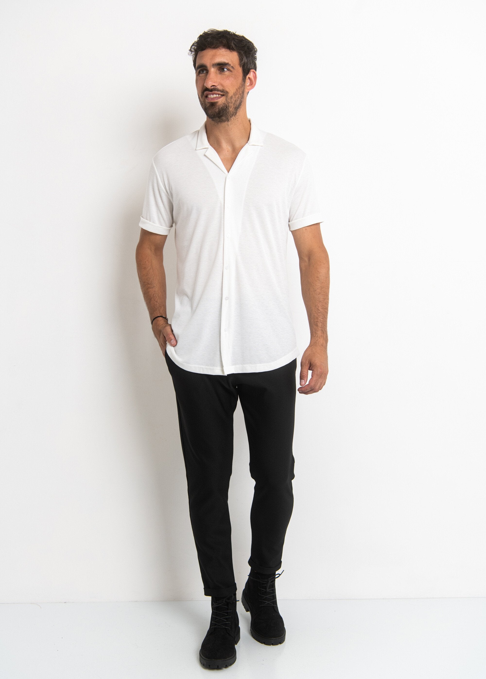 Camisa_polo_estilo_malha_fina_canelada_Blanc_SF1_slim