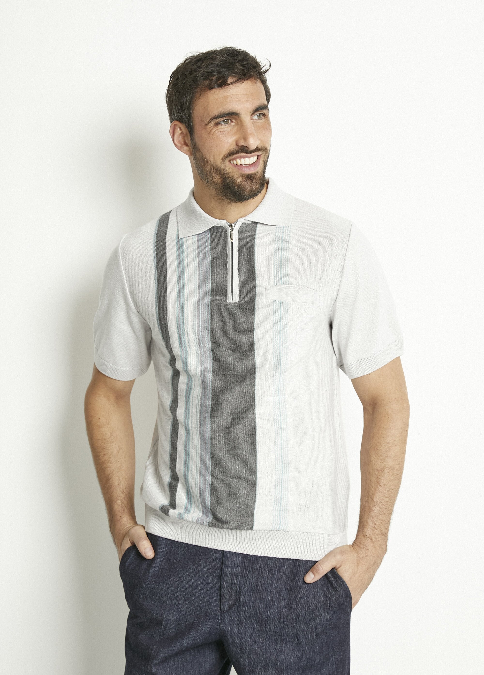 Camisa_polo_de_manga_curta_com_zíper_e_listras_jacquard_Gris_FA1_slim