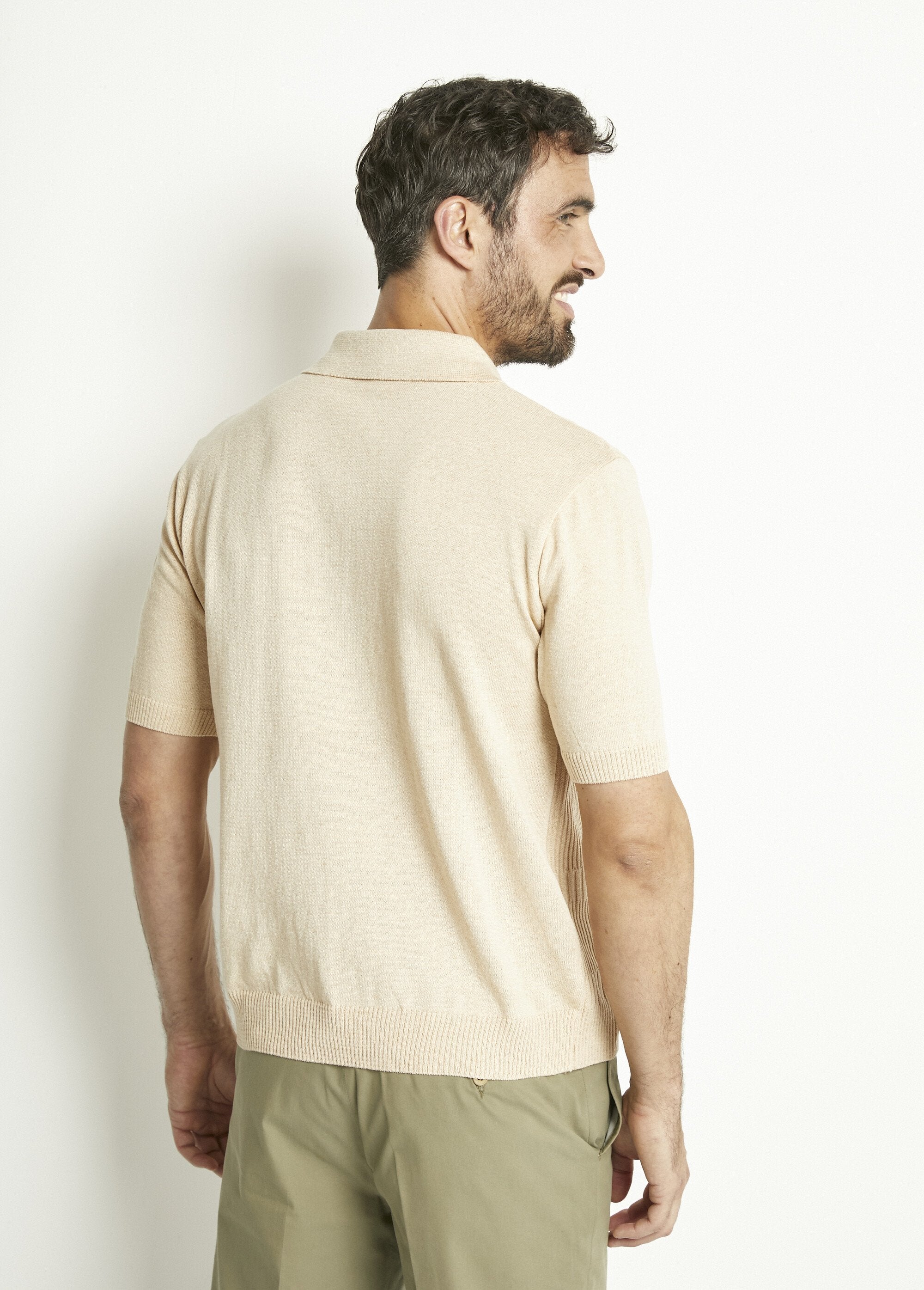 Camisa_polo_lisa_de_manga_curta_com_zíper_em_algodão_cardado_Beige_DO1_slim