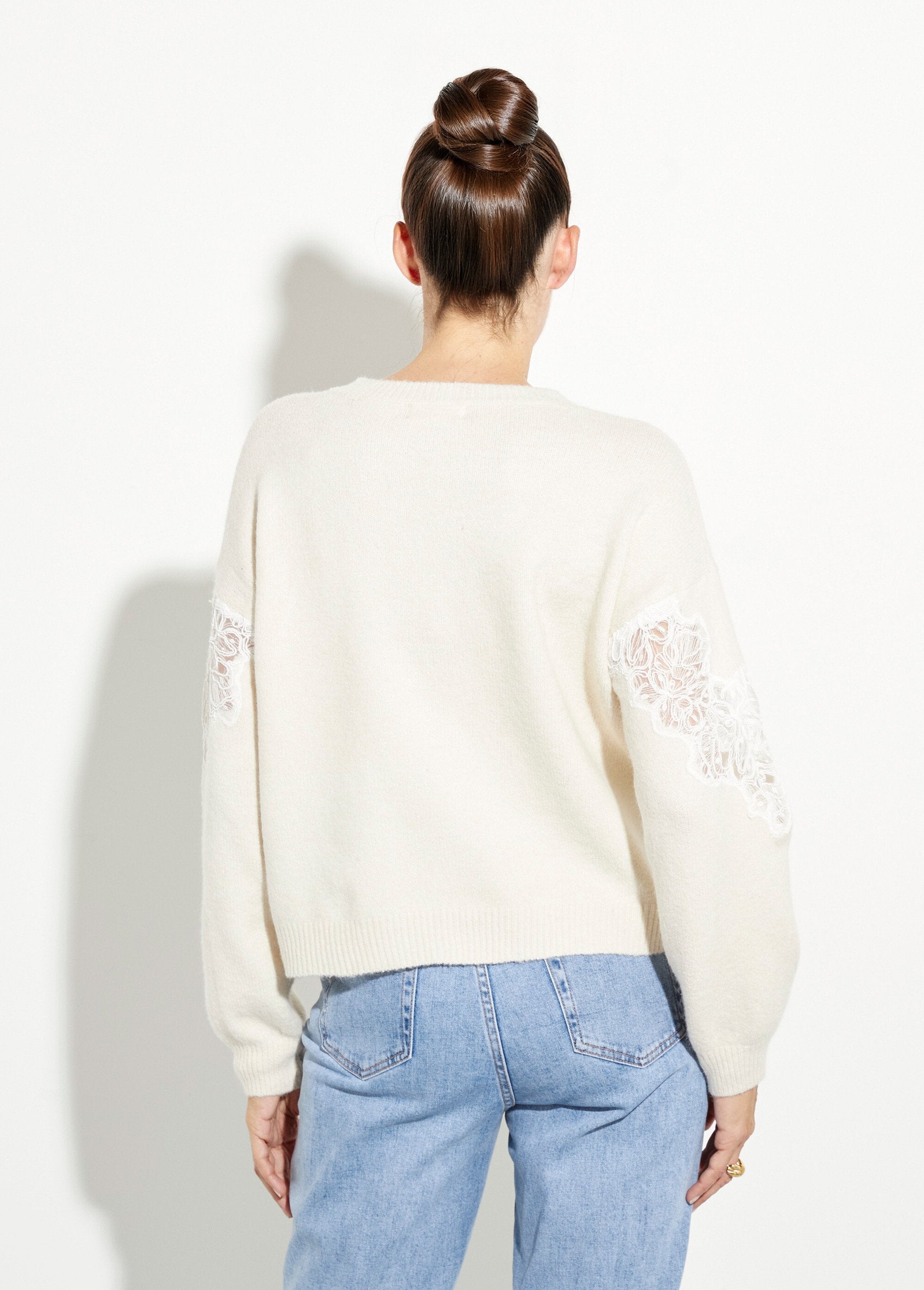 Pull_chaud_laine_applications_dentelle_Ecru_DO1_slim