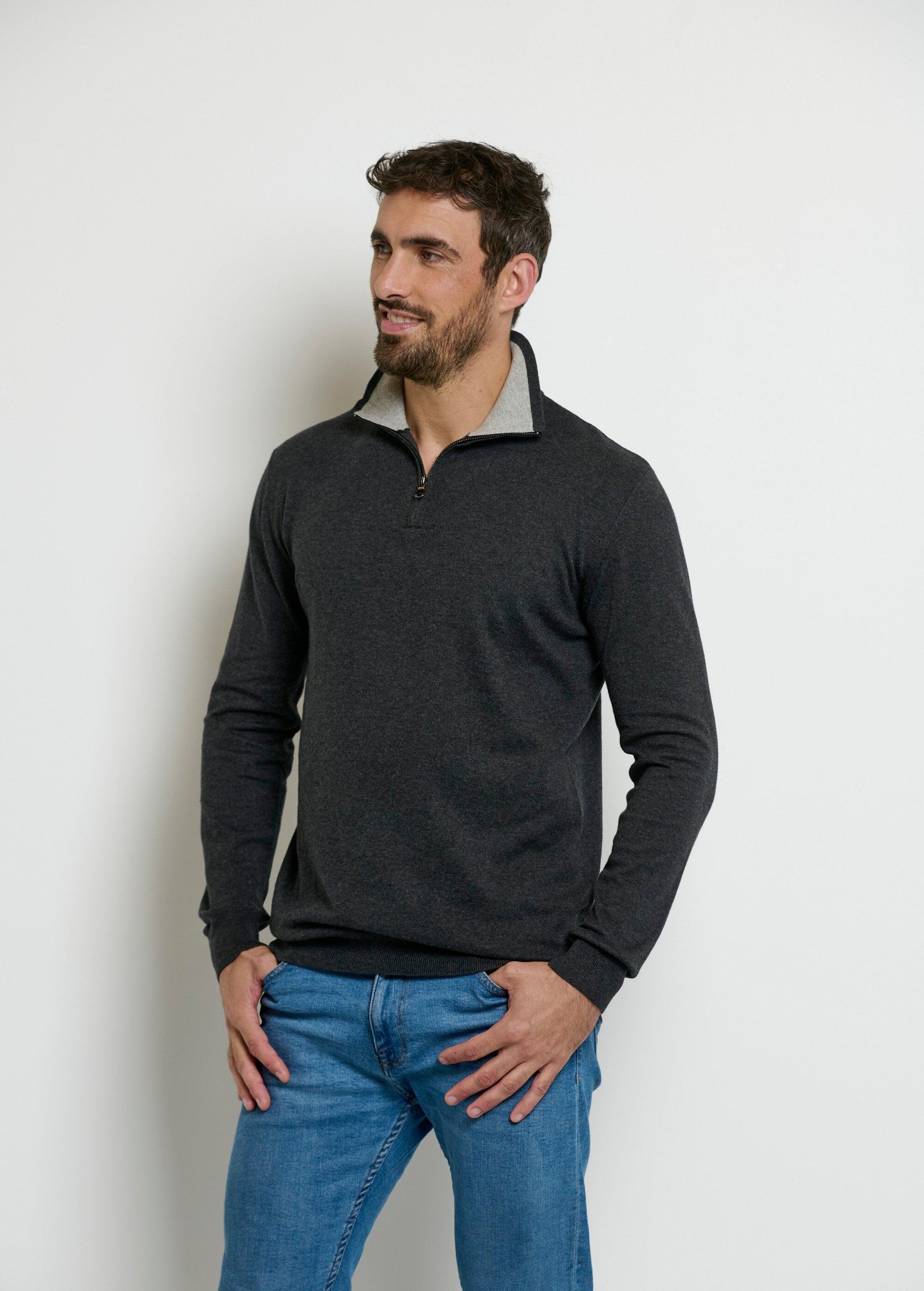 Camisola_com_gola_de_camionista_com_fecho_de_correr_em_contraste_Gris_FA1_slim