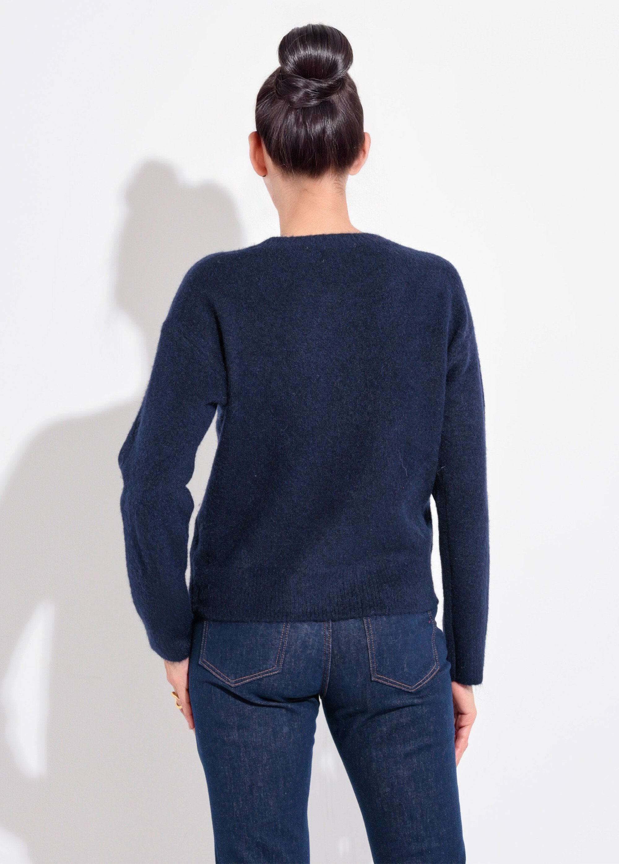 Pull_col_rond_détail_motif_sequins_Marine_DO1_slim
