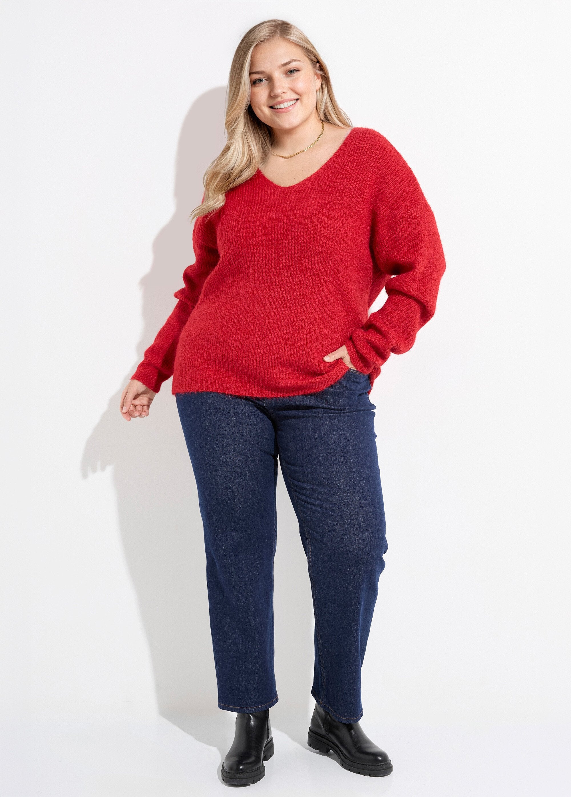 Camisola_quente_com_decote_em_V_em_lã_de_malha_musgosa_Rouge_SF1_curvy
