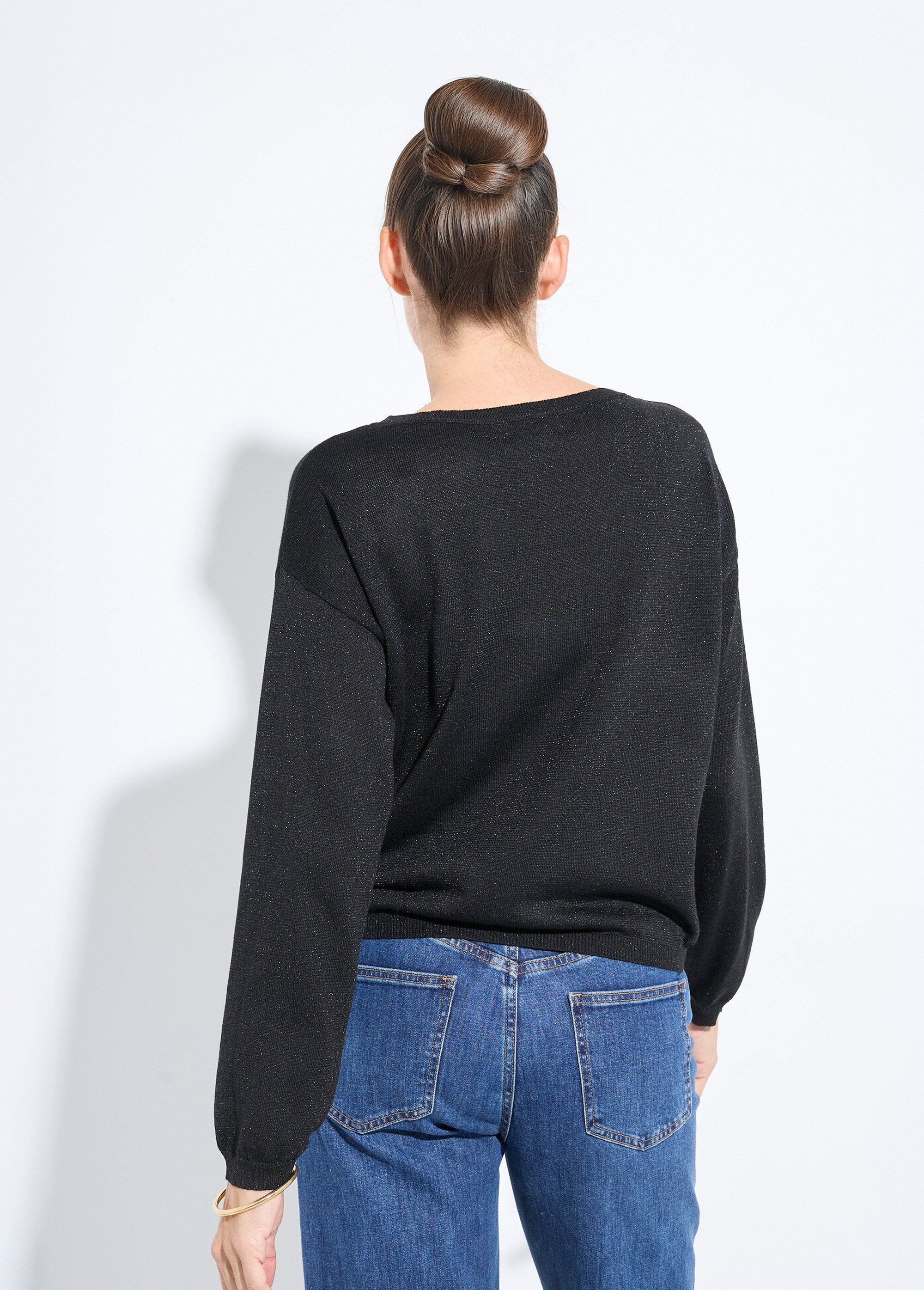Pull_court_en_maille_fine_métallisée_Noir_DO1_slim