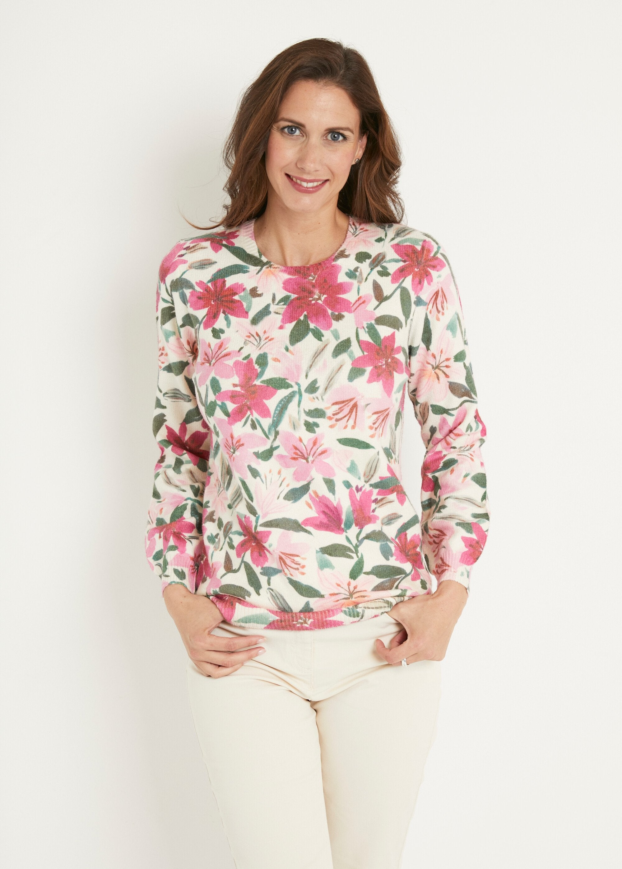 Camisola_macia_com_decote_redondo_e_estampado_floral_Imprime_rose_FA1_slim