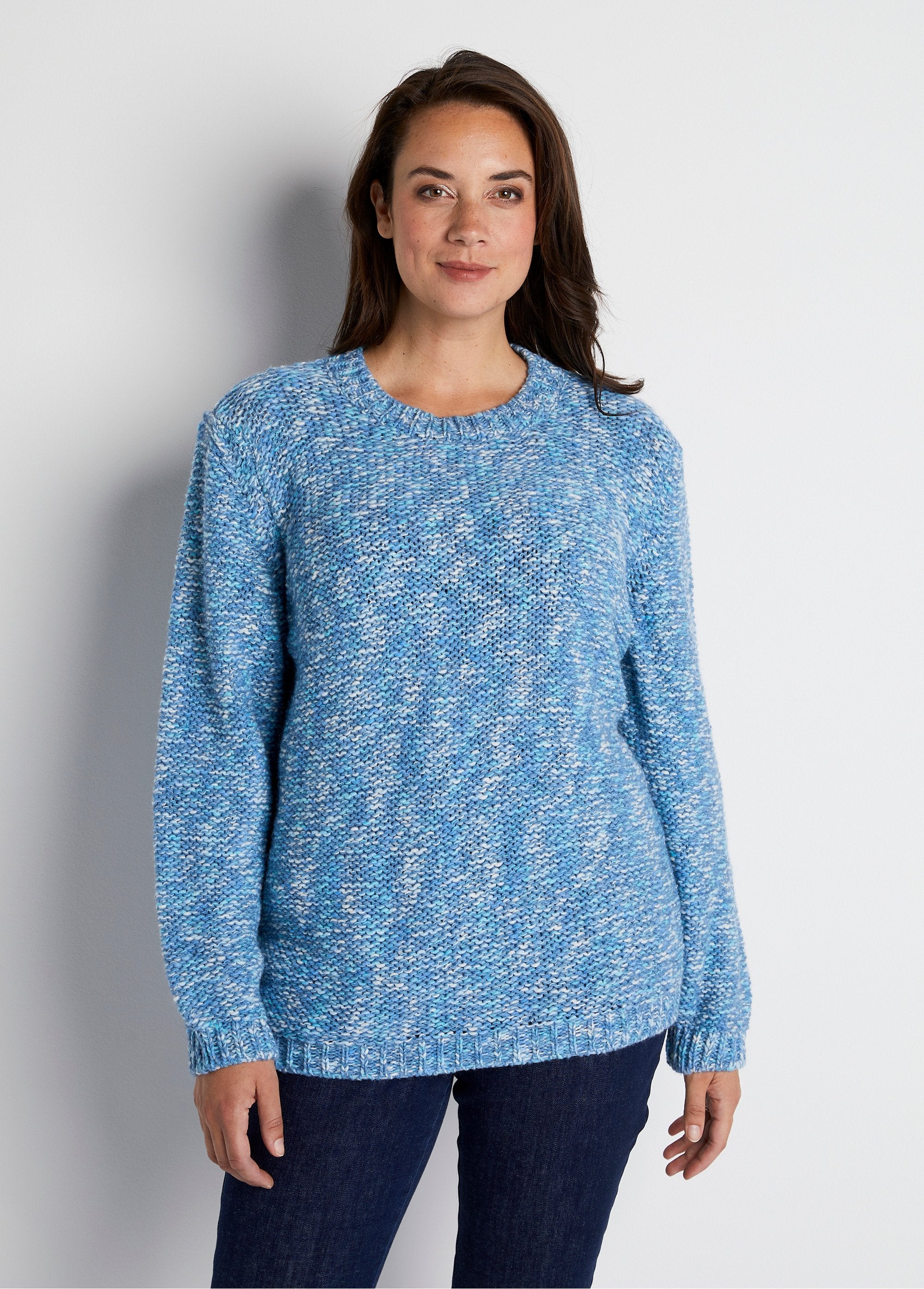 Camisola_mouliné_de_gola_redonda_com_lã_e_alpaca_Azul_e_cru_FA1_curvy