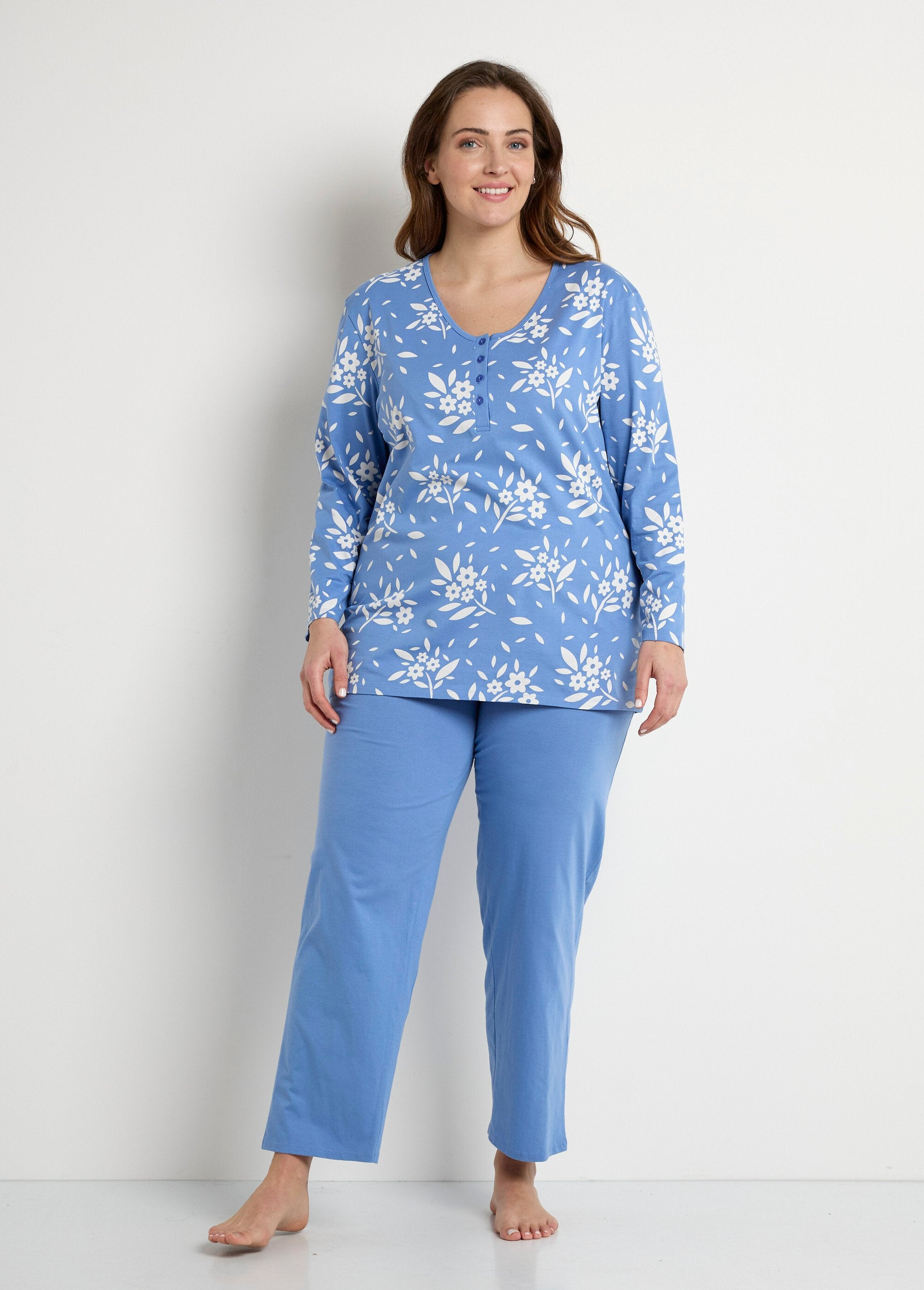 Pijama_de_algodão_com_decote_em_V_e_manga_comprida_com_botões_Bleu_SF1_curvy