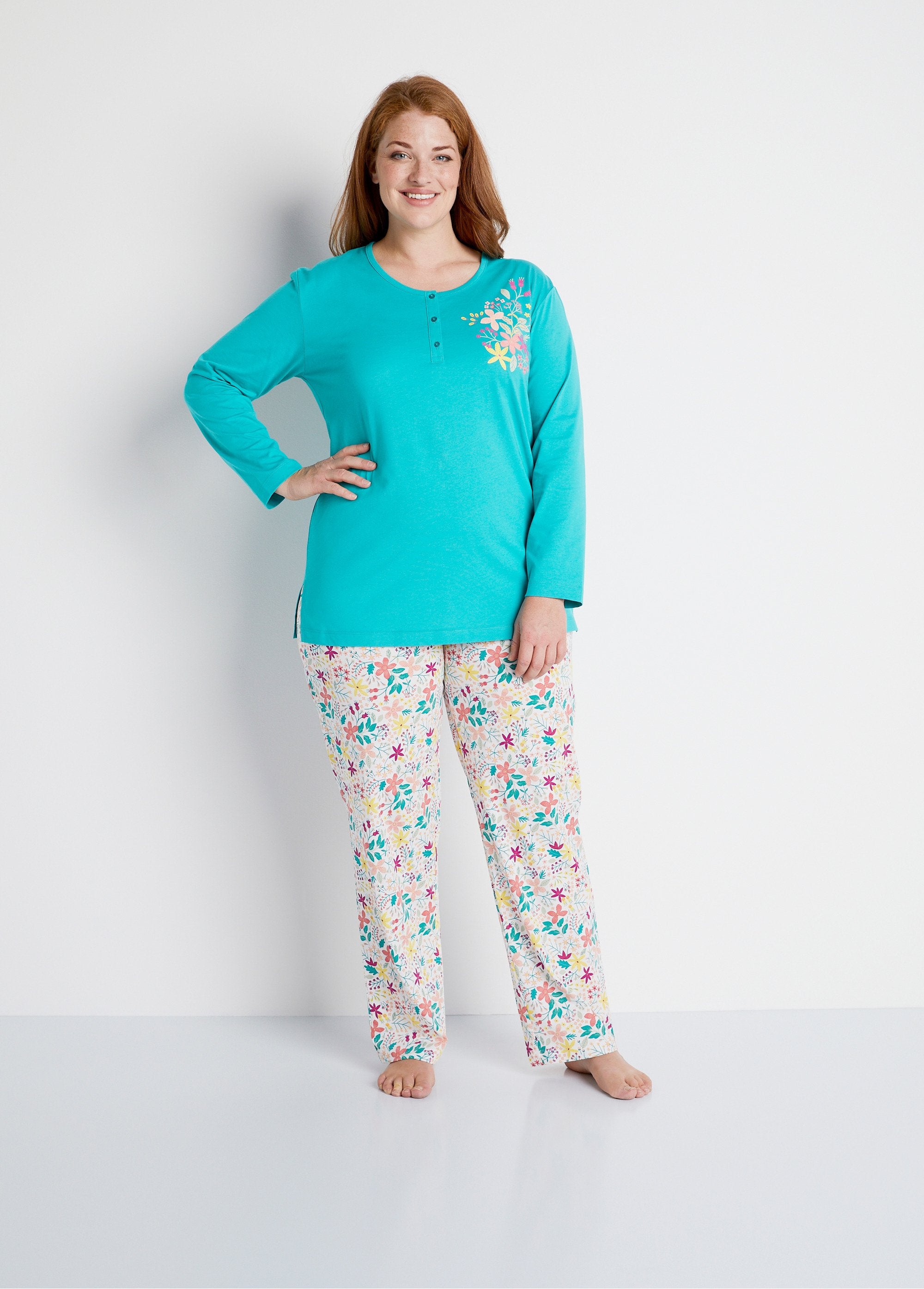 Pijama_floral_de_algodão_Pato_verde_FA1_curvy