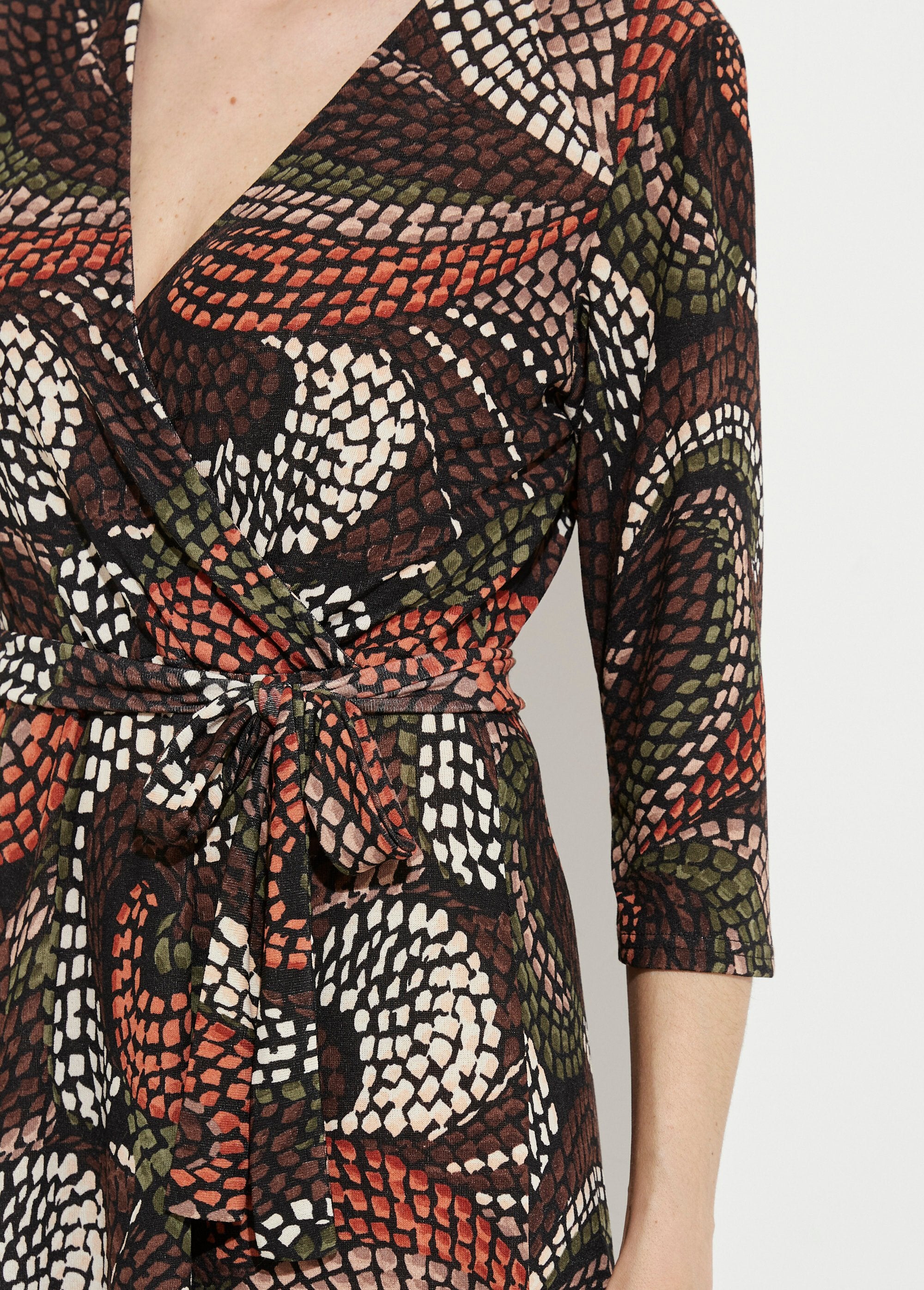 Vestido_curto_gráfico_com_folhos_Marron_et_beige_DE2_slim