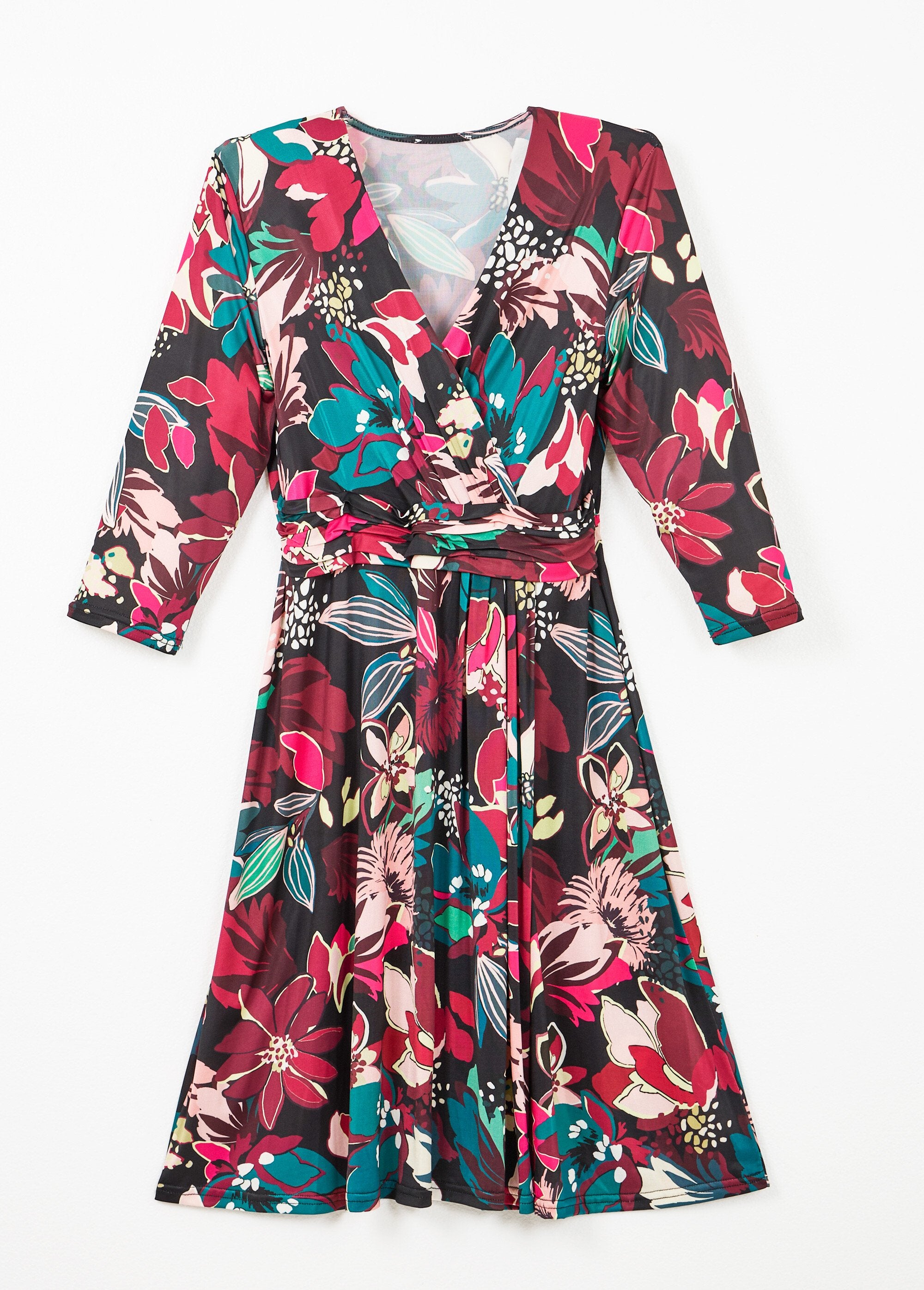 Vestido_curto_evasê_com_estampa_floral_Imprime_fuchsia_AP1_slim