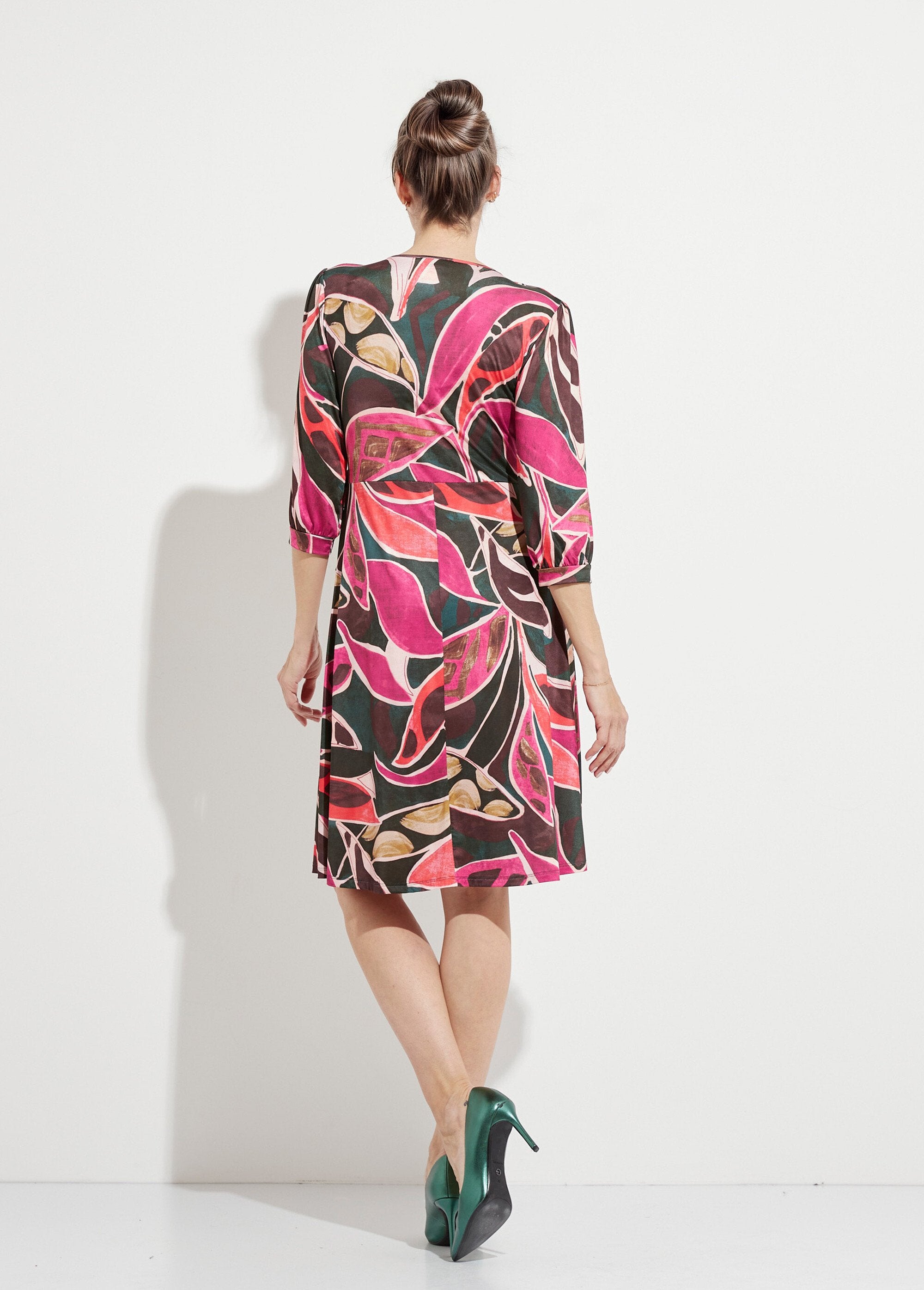 Robe_cache-coeur_courte_évasée_manches_3/4_Multicolore_DO1_slim