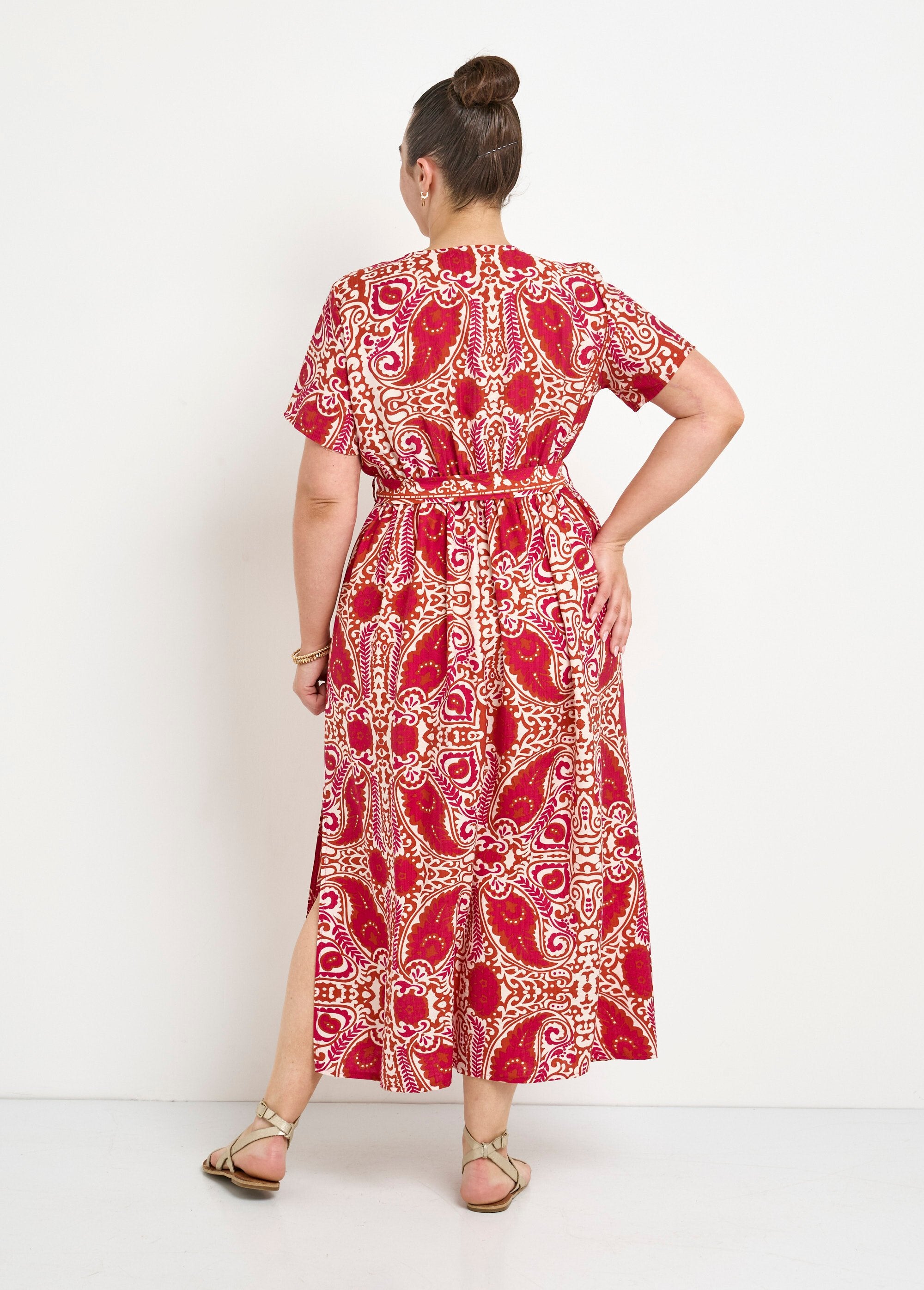 Vestido_longo_com_estampa_étnica_Rose_imprime_DO1_curvy