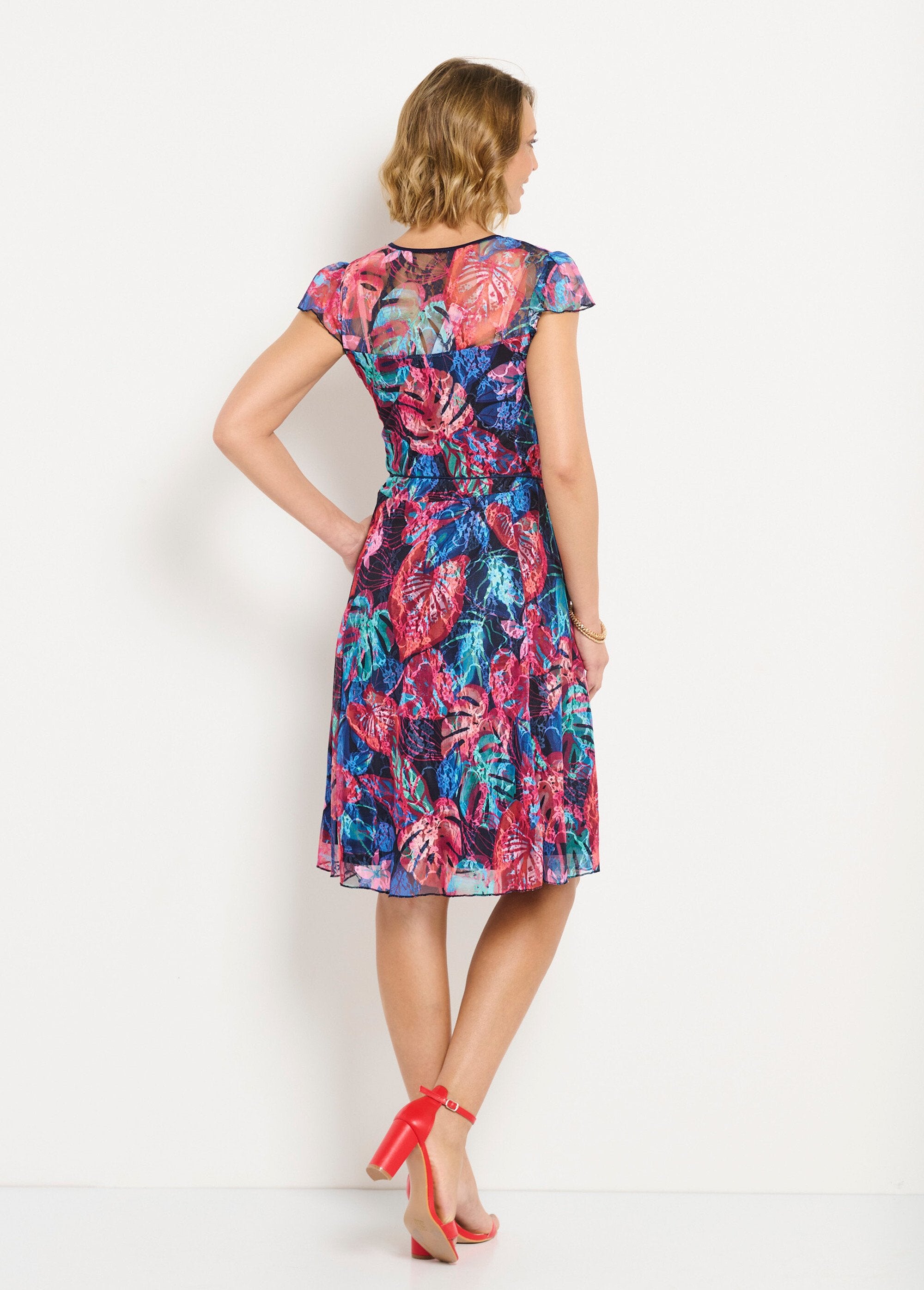 Vestido_curto_decote_V_com_renda_estampada_Multicolore_DO1_slim