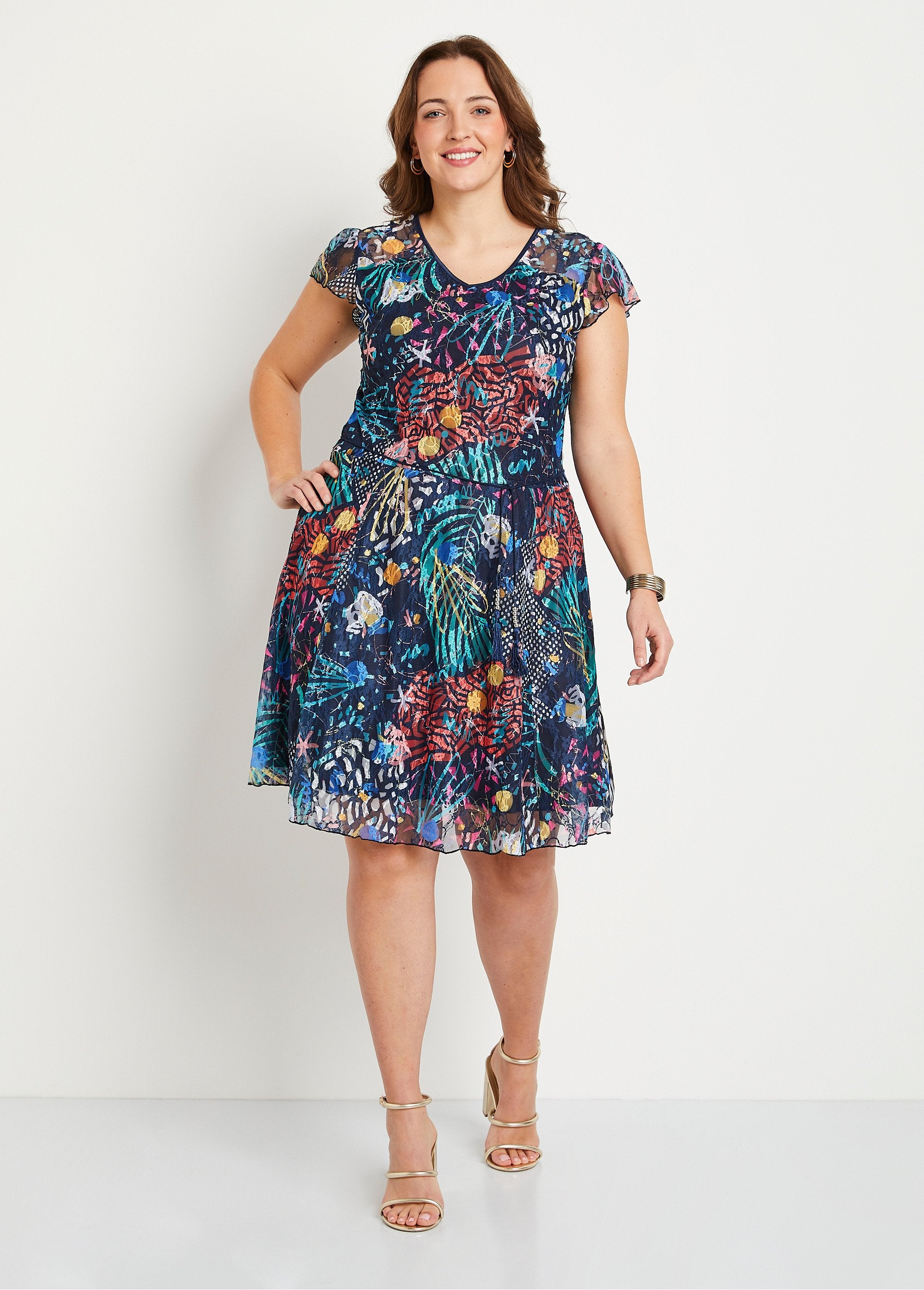 Vestido_curto_de_renda_estampado_Multicolorido_FA1_curvy