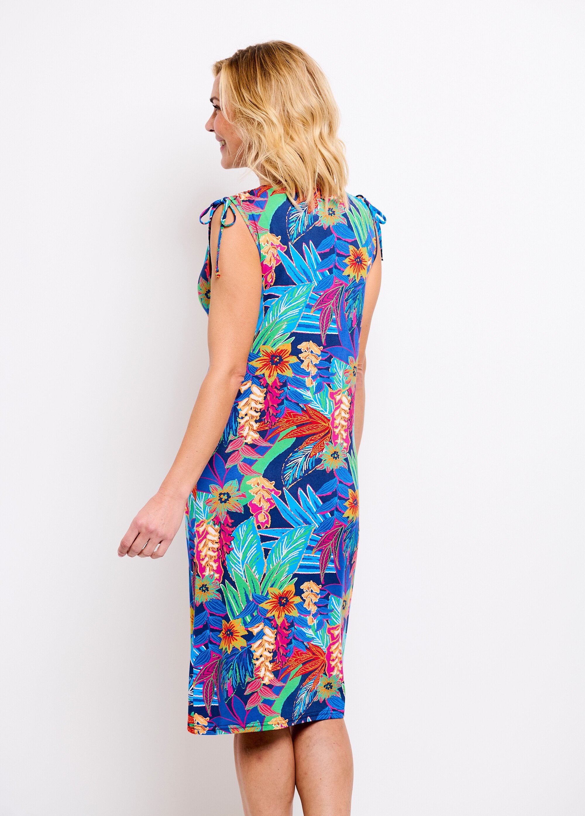 Vestido_curto_floral_tropical_Bleu_et_rouge_DO1_slim