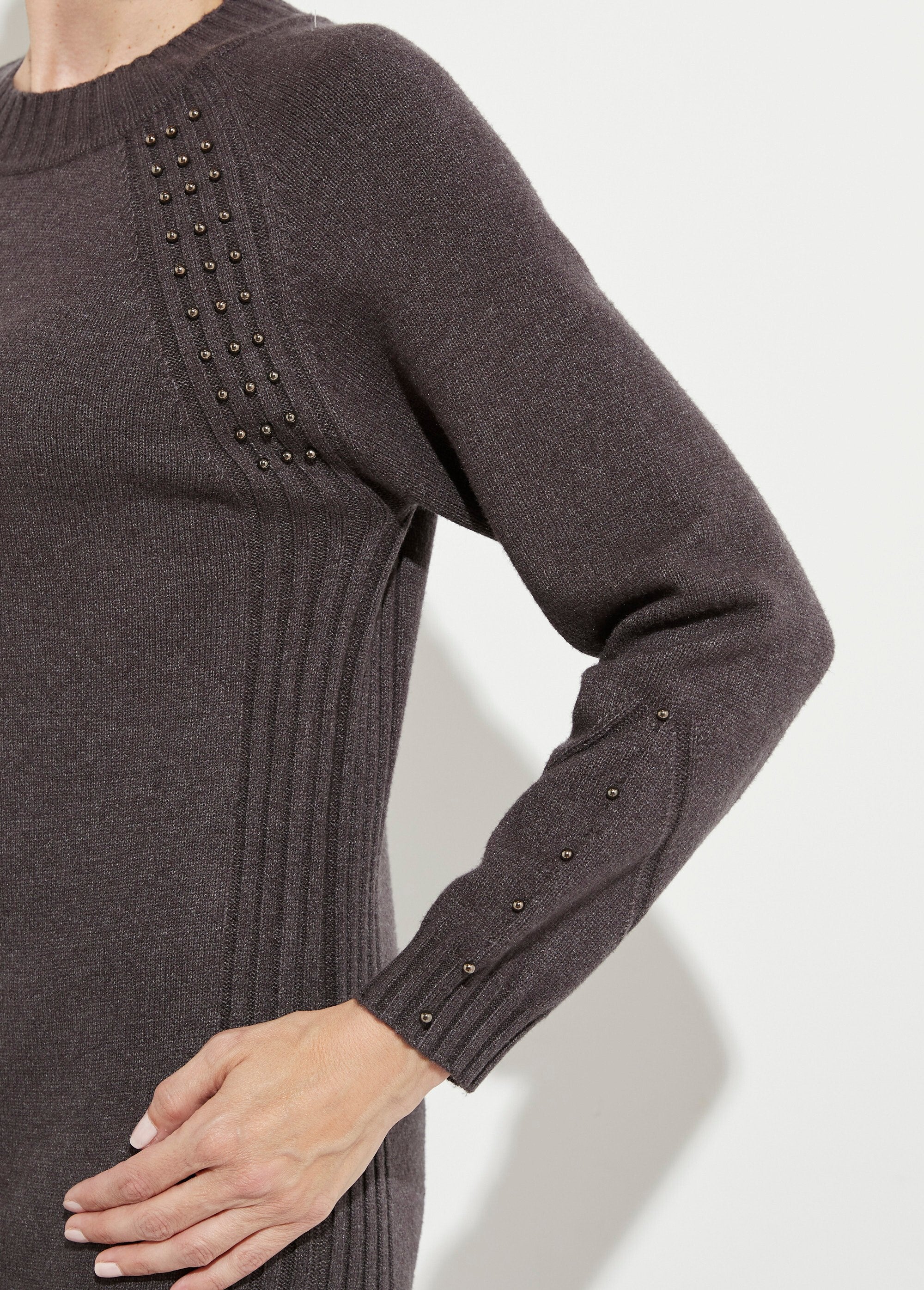 Vestido_suéter_de_gola_alta_com_detalhes_canelados_e_brilhantes_Gris_anthracite_DE2_slim