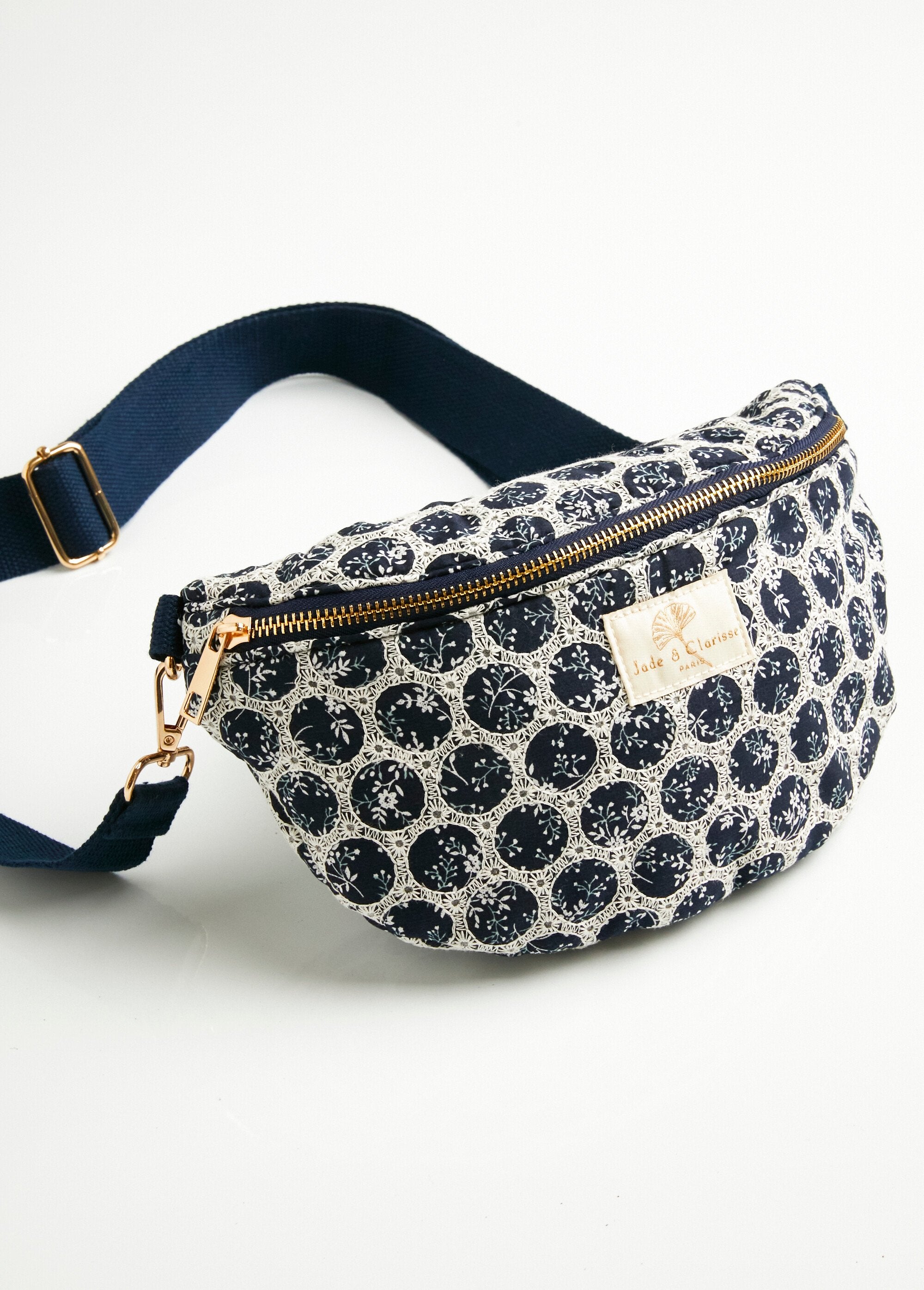 Bolsa_de_cintura_em_tecido_com_estampado_floral_Bleu_imprime_DE1_slim