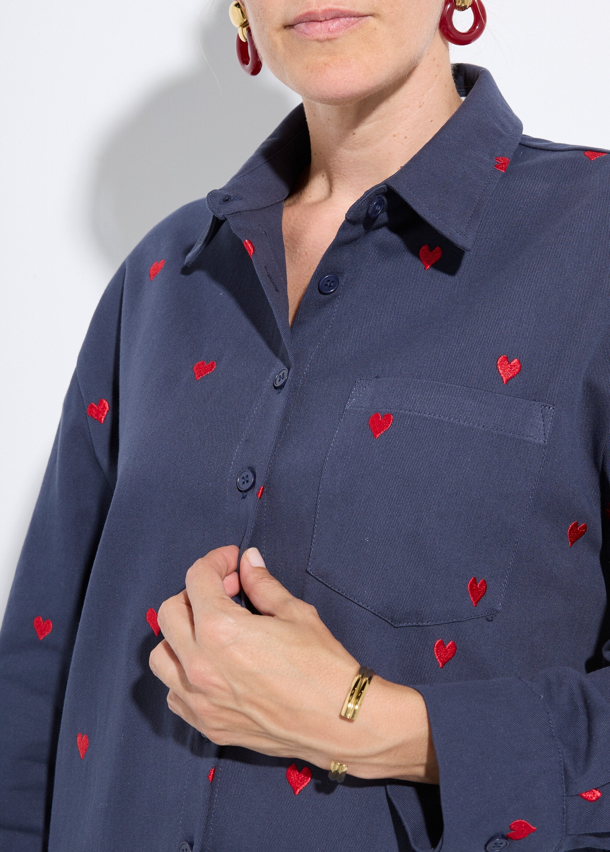 Surchemise_en_twill_avec_coeur_brodés_Marine_DE2_slim